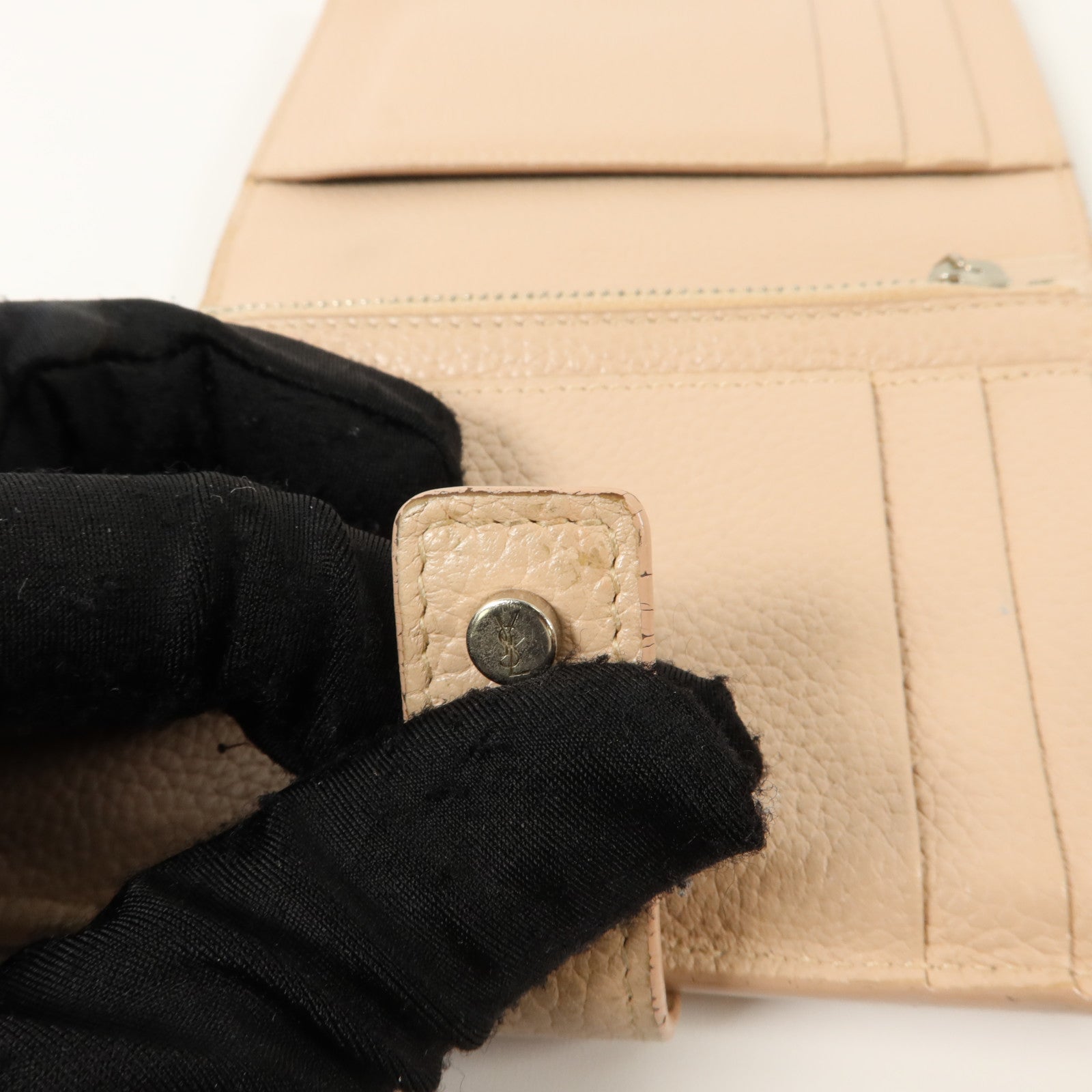 SAINT LAURENT 牛皮皮革Sac De Jour Bifold Wallet銀扣錢包