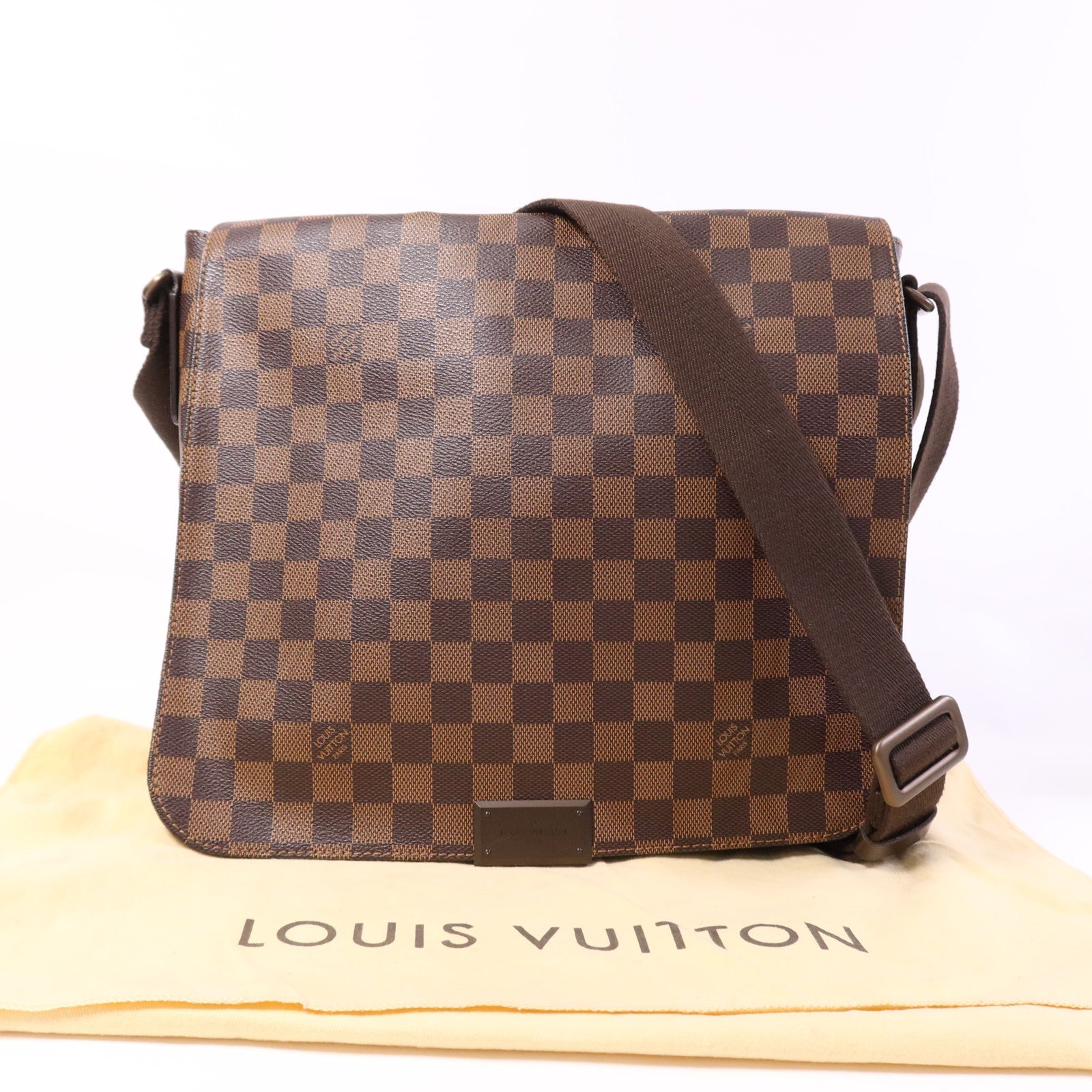 LOUIS VUITTON Damier District PM肩背袋