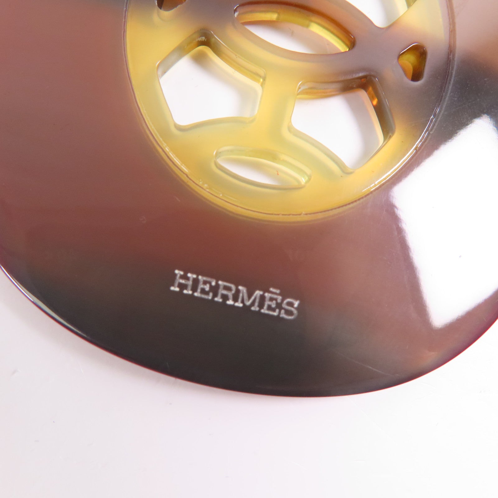 HERMES 水牛角Horn & Lacquer Lift Pendant項鍊