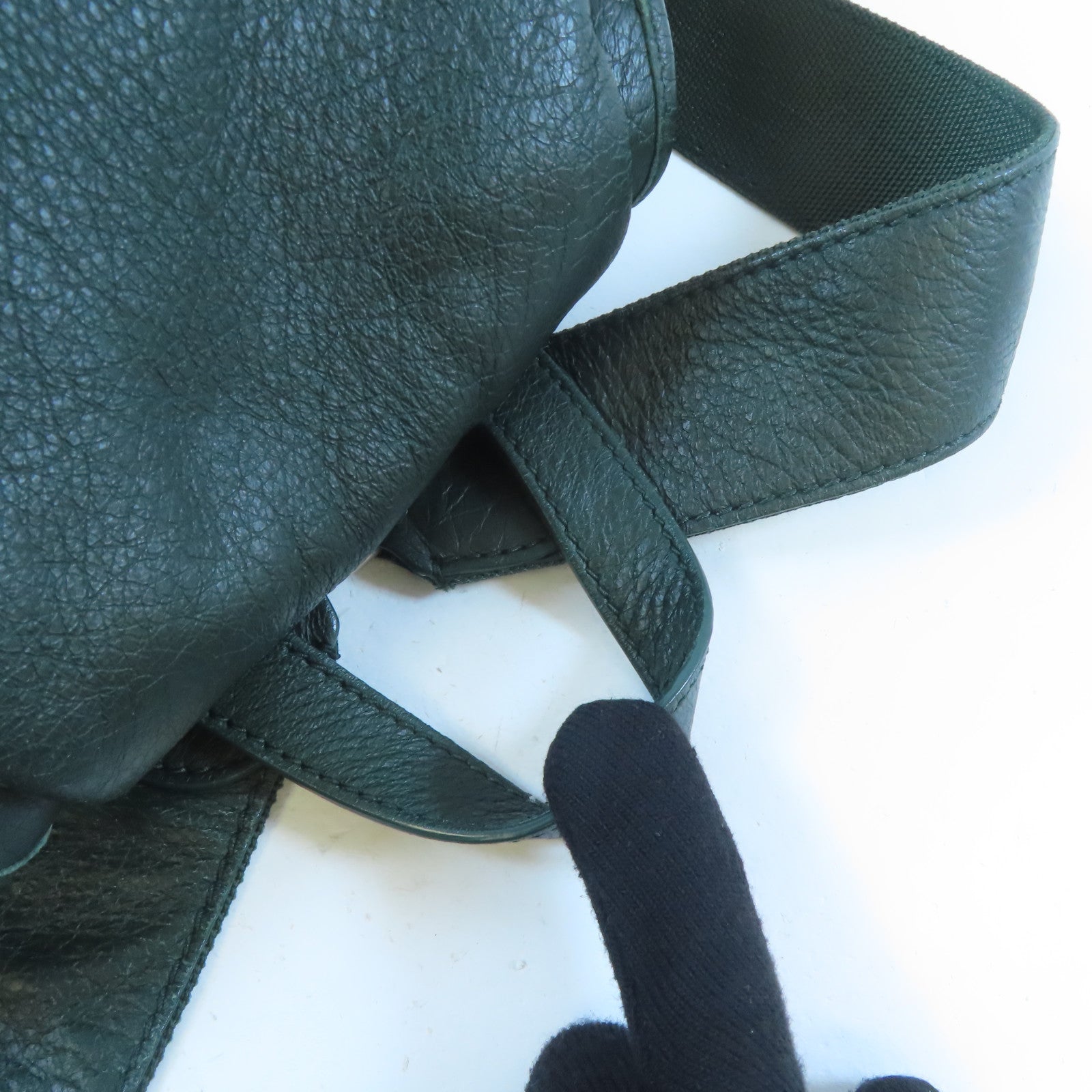 BALENCIAGA 牛皮皮革Traveller Backpack銀扣背包綠色