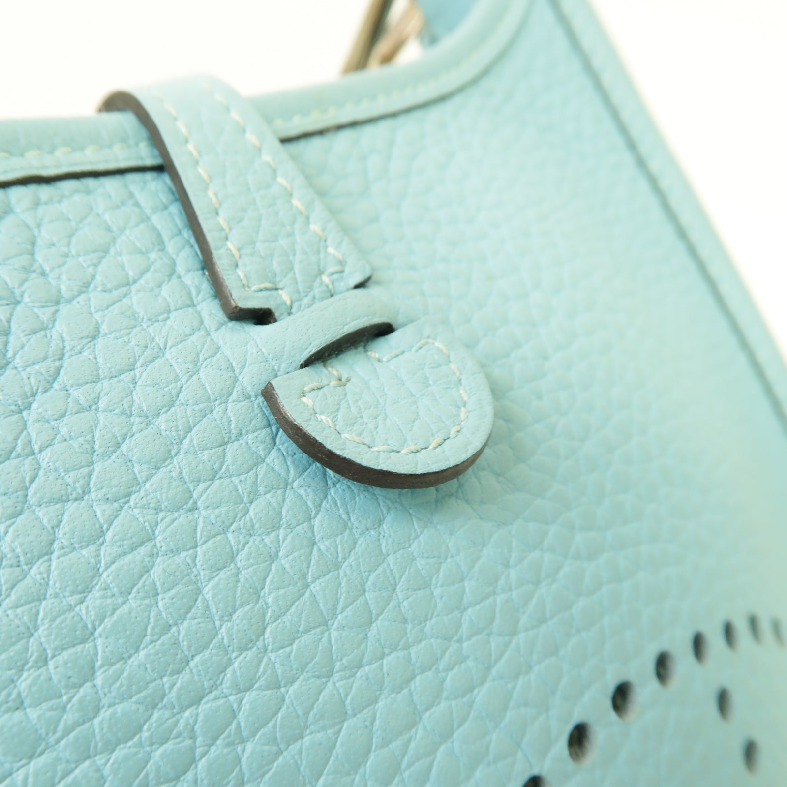 HERMES Clemence皮革Evelyne TPM銀扣肩背袋淺藍色