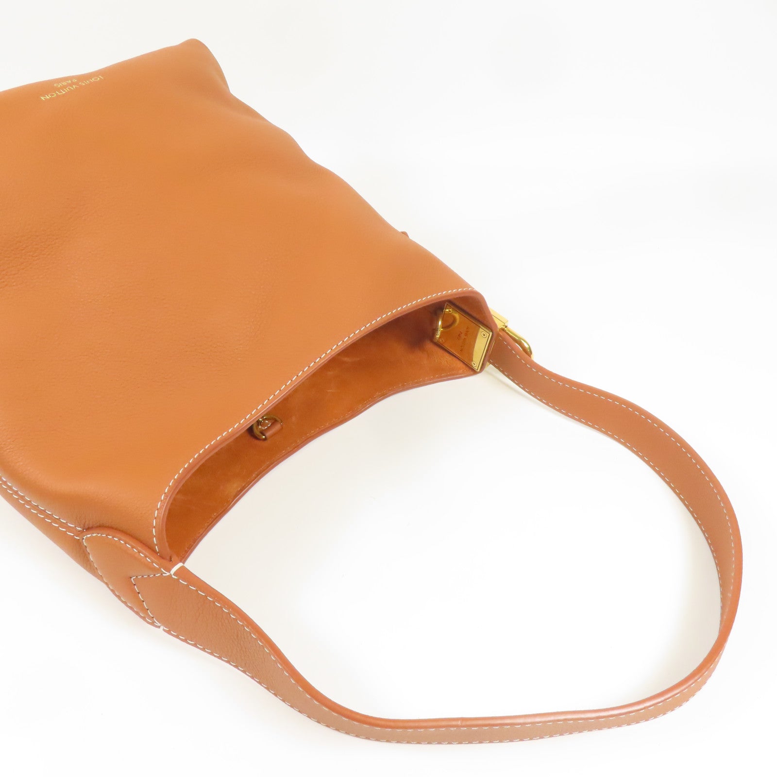 LOUIS VUITTON 皮革Low Key Hobo PM金扣肩背袋