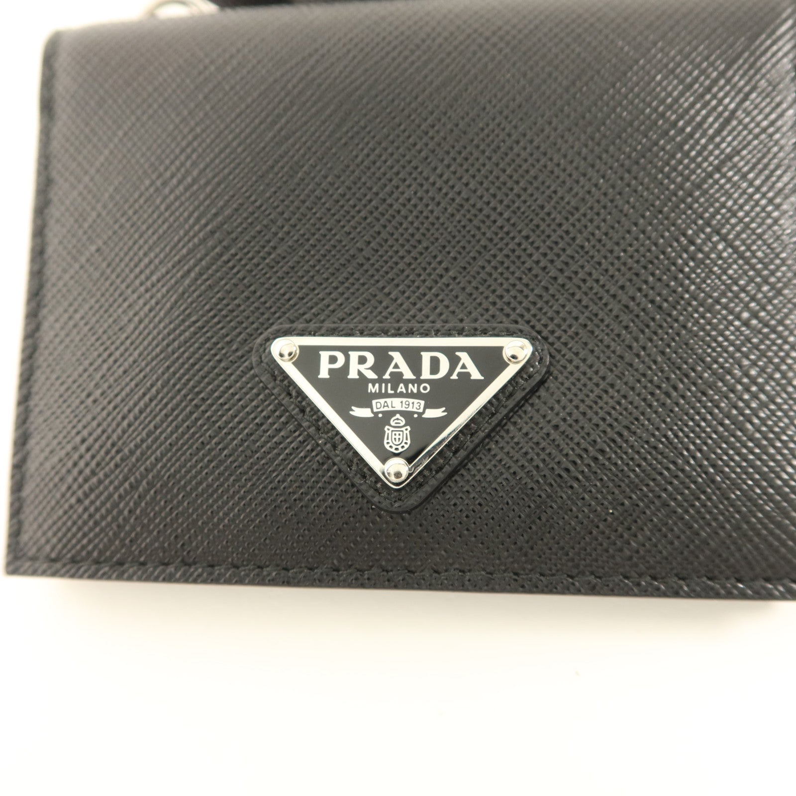 PRADA Saffiano皮革Card Case With Strap銀扣卡片套