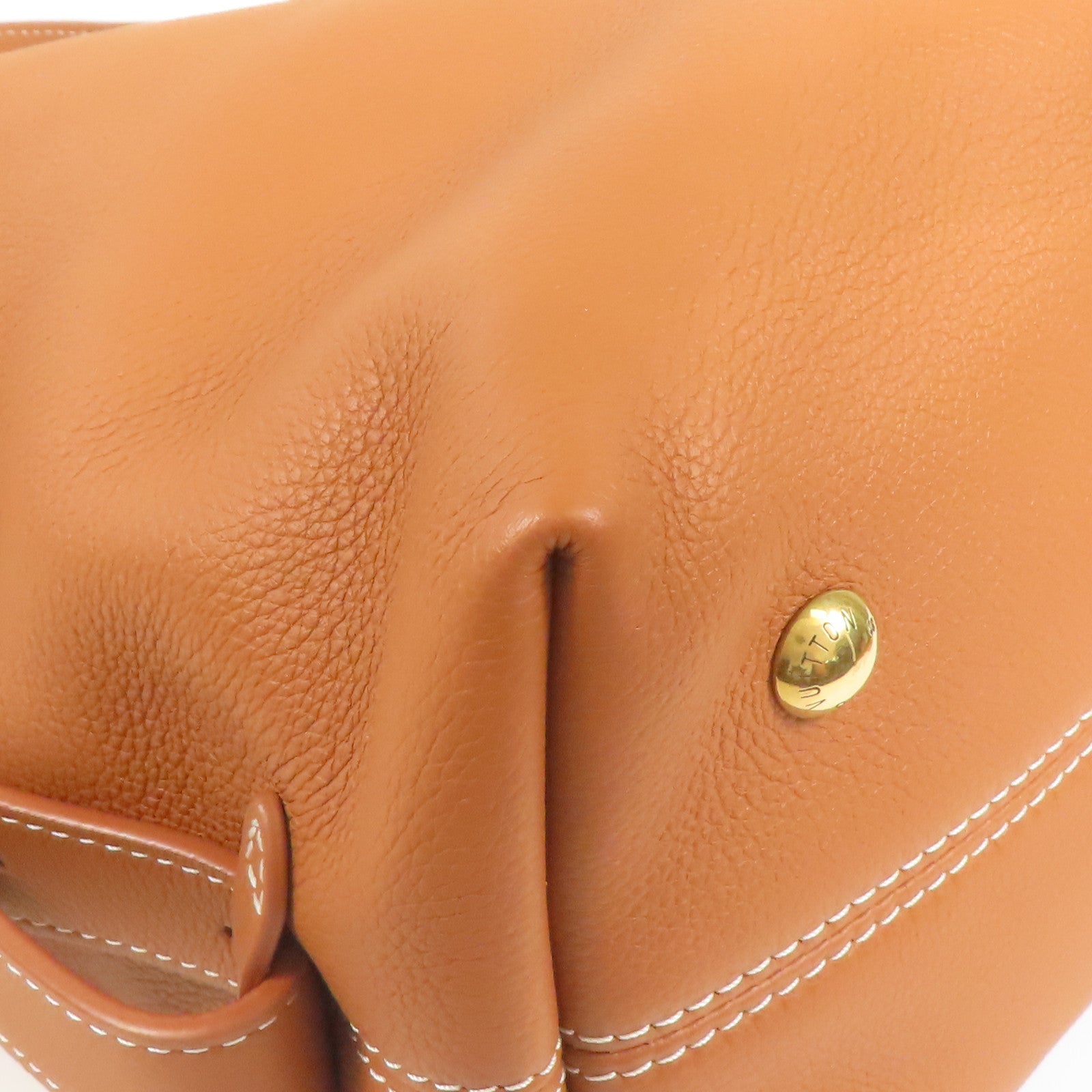 LOUIS VUITTON 皮革Low Key Hobo PM金扣肩背袋
