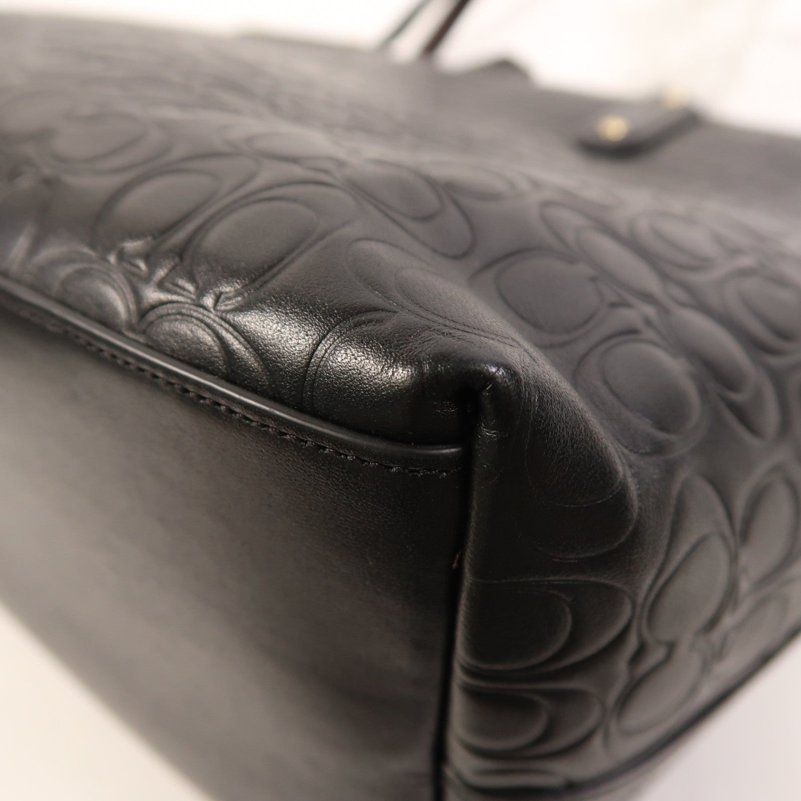 COACH 牛皮皮革Central Tote金扣肩背袋