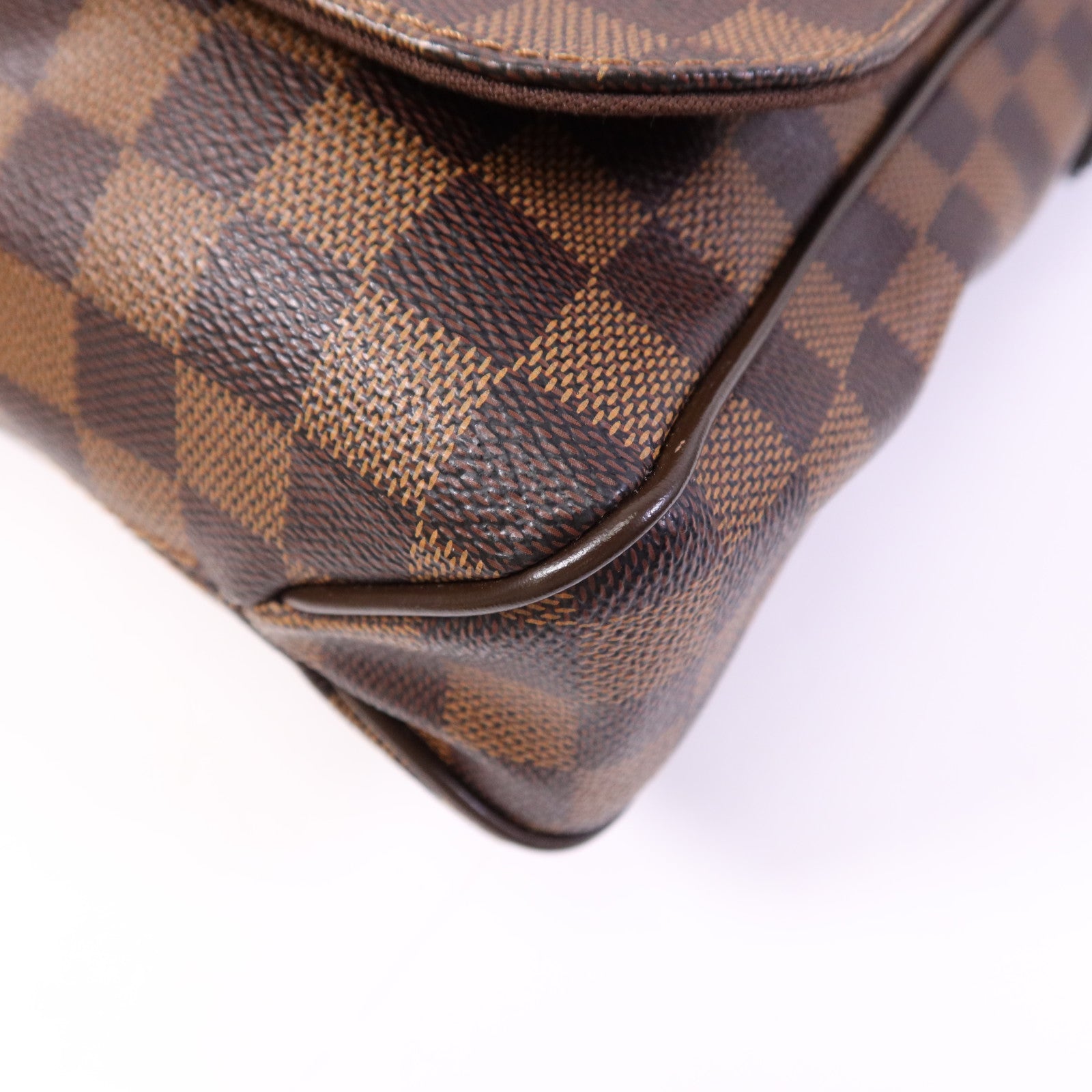 LOUIS VUITTON Damier District PM肩背袋