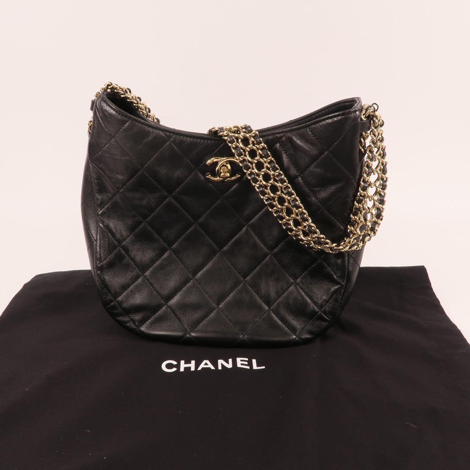 CHANEL 【激減優惠】羊皮皮革Hobo Bag金扣鏈帶肩背袋