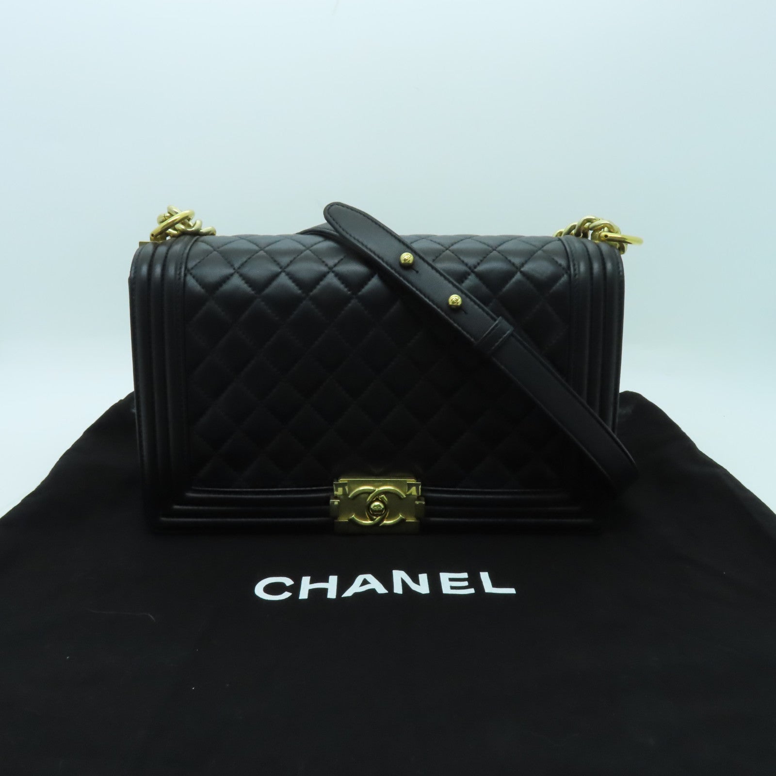 CHANEL 【激減優惠】菱格羊皮皮革Boy Chanel 28金扣鏈帶肩背袋黑色