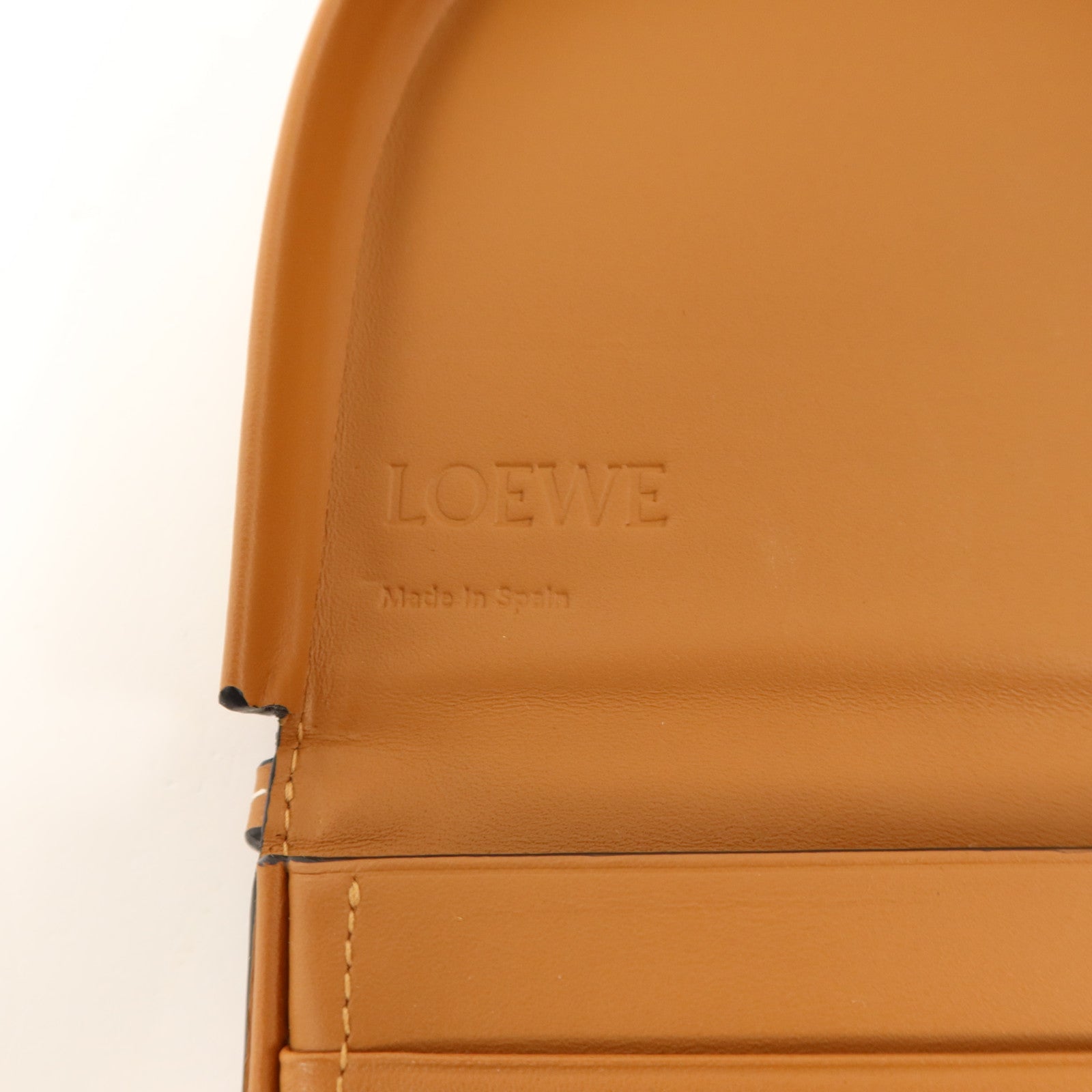 LOEWE 牛皮皮革Heel Pouch Small肩背袋