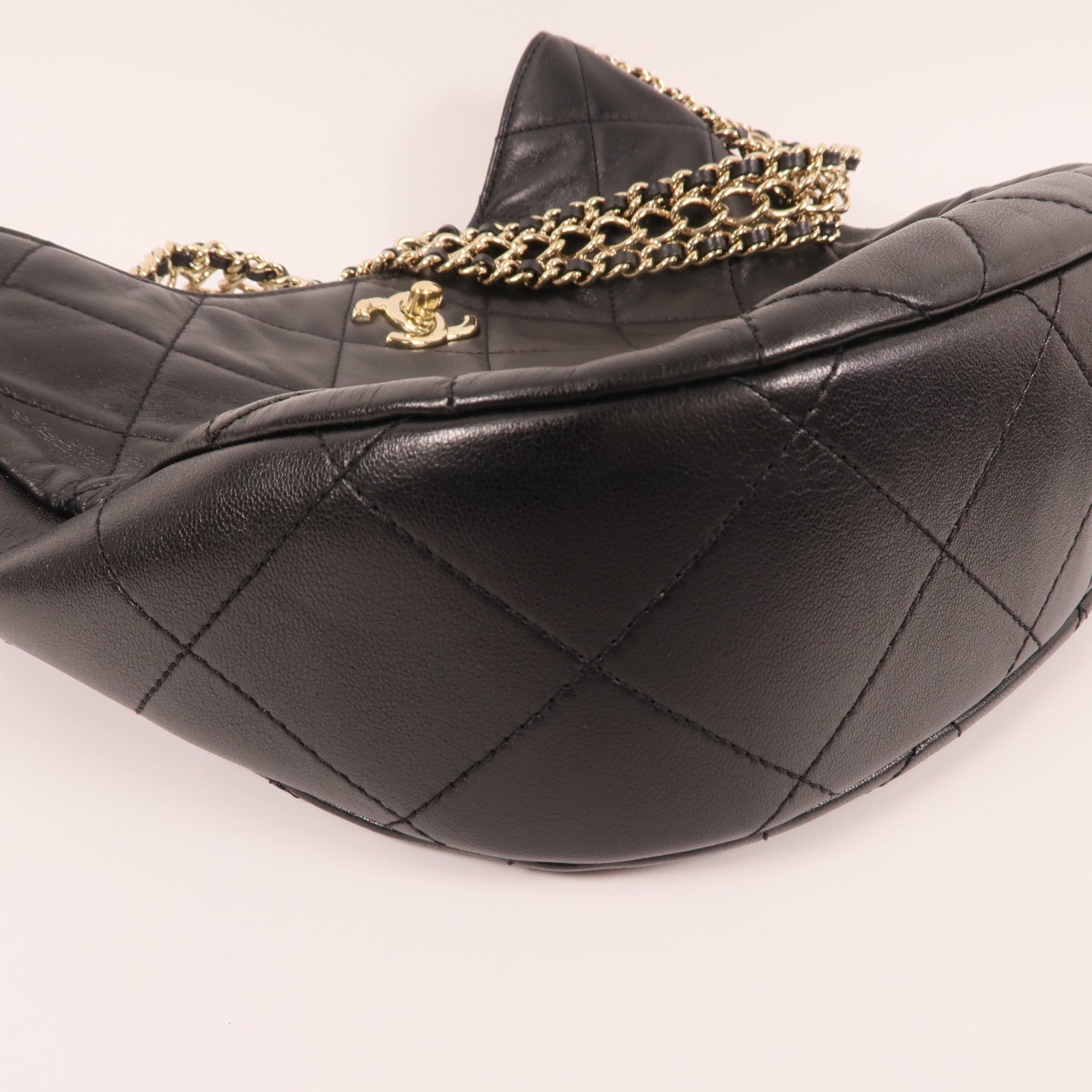 CHANEL 【激減優惠】羊皮皮革Hobo Bag金扣鏈帶肩背袋