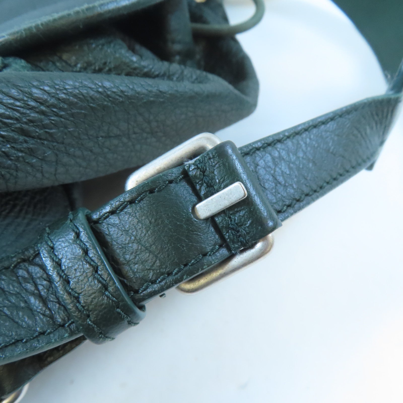 BALENCIAGA 牛皮皮革Traveller Backpack銀扣背包綠色