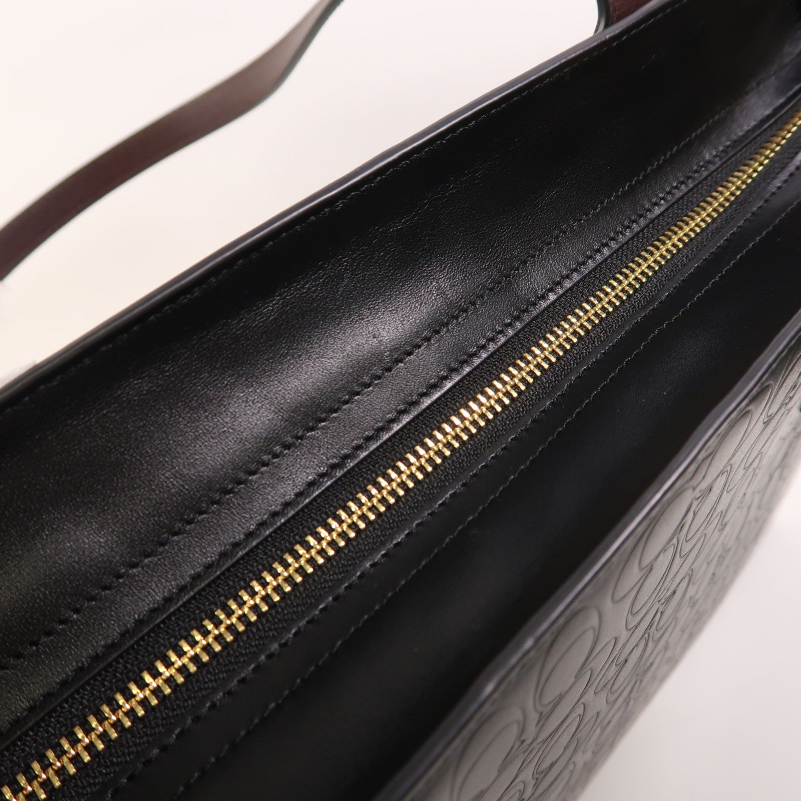 COACH 牛皮皮革Central Tote金扣肩背袋