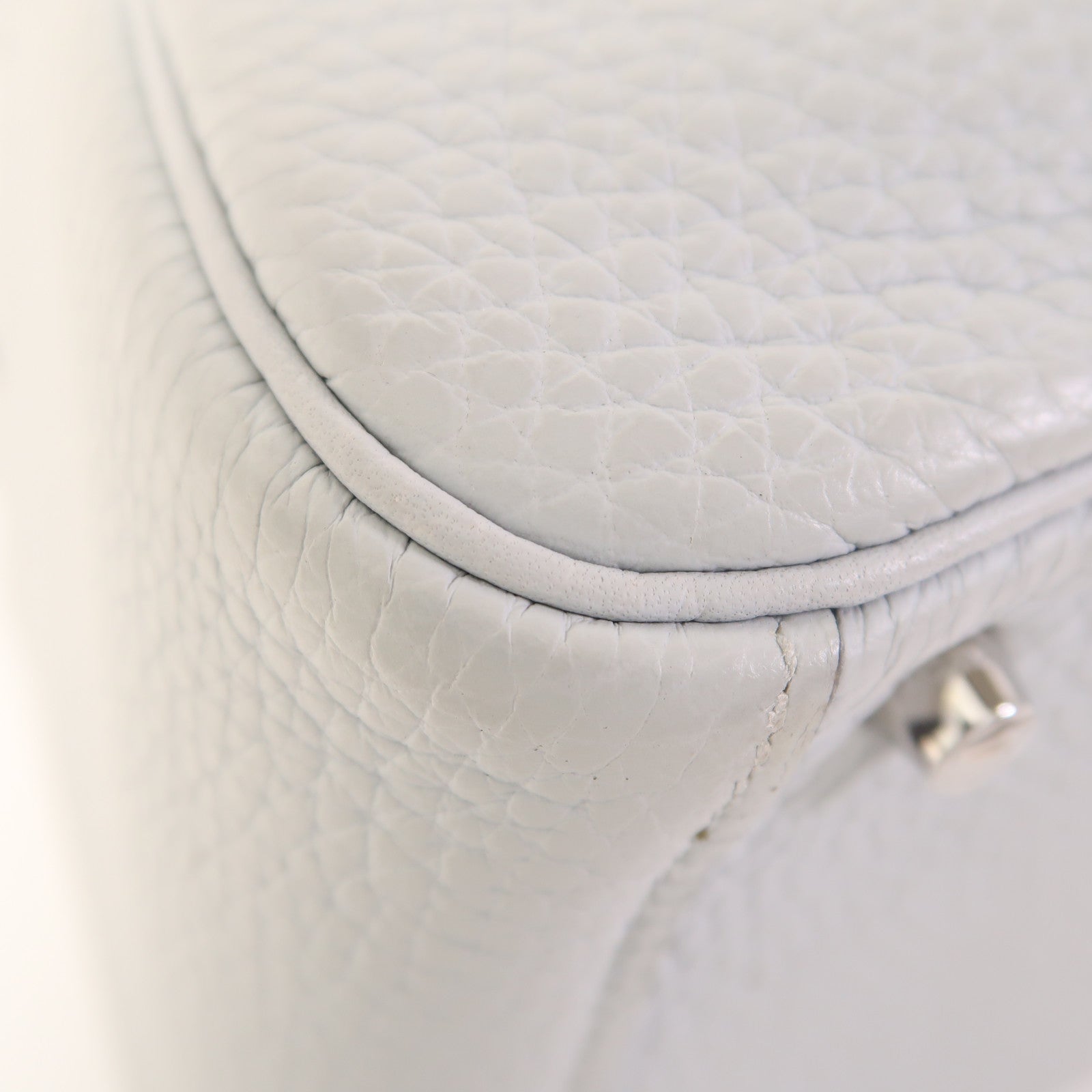 HERMES Clemence皮革Mini Lindy金扣手挽肩背兩用袋Bleu Pale