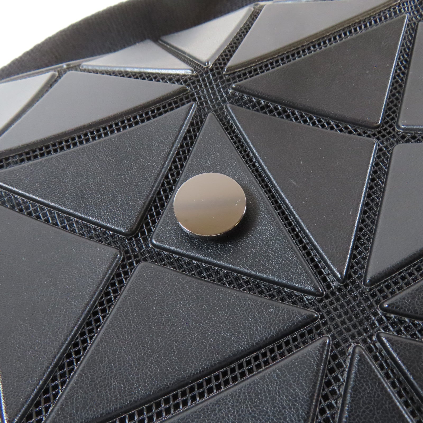 ISSEY MIYAKE PVC Shoulder Bag肩背袋黑色