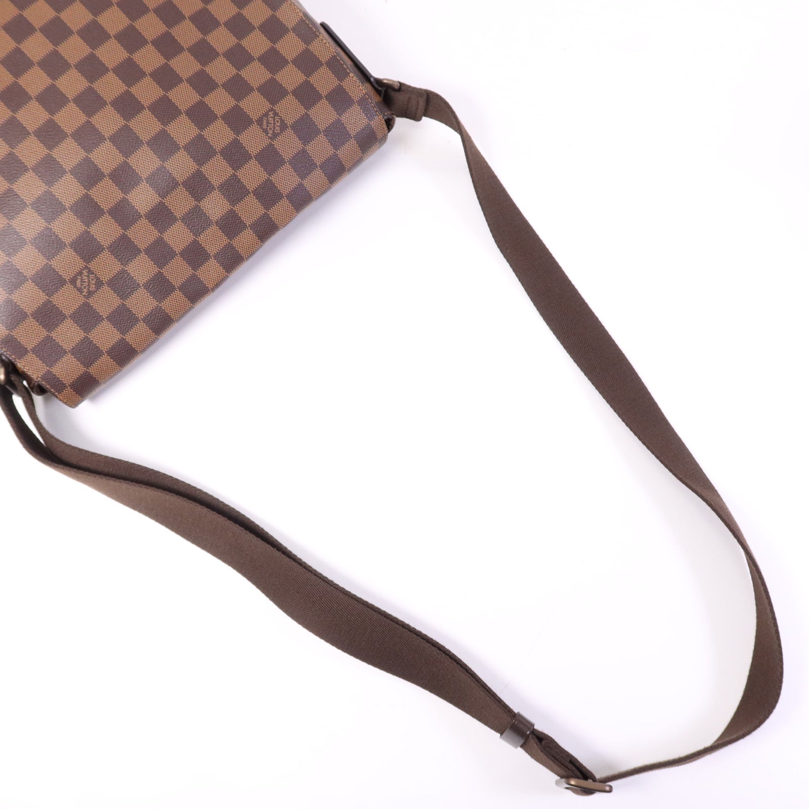 LOUIS VUITTON Damier District PM肩背袋