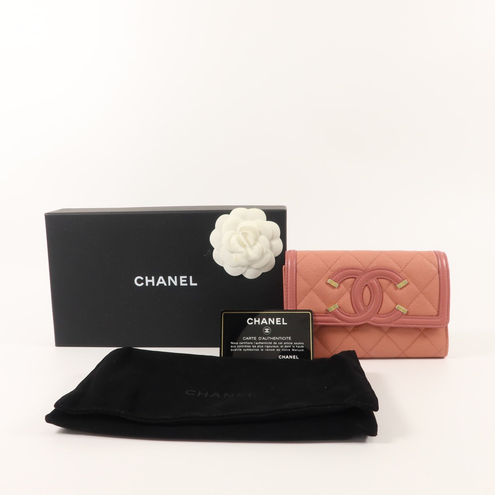 CHANEL 牛皮皮革CC Filigree Wallet錢包