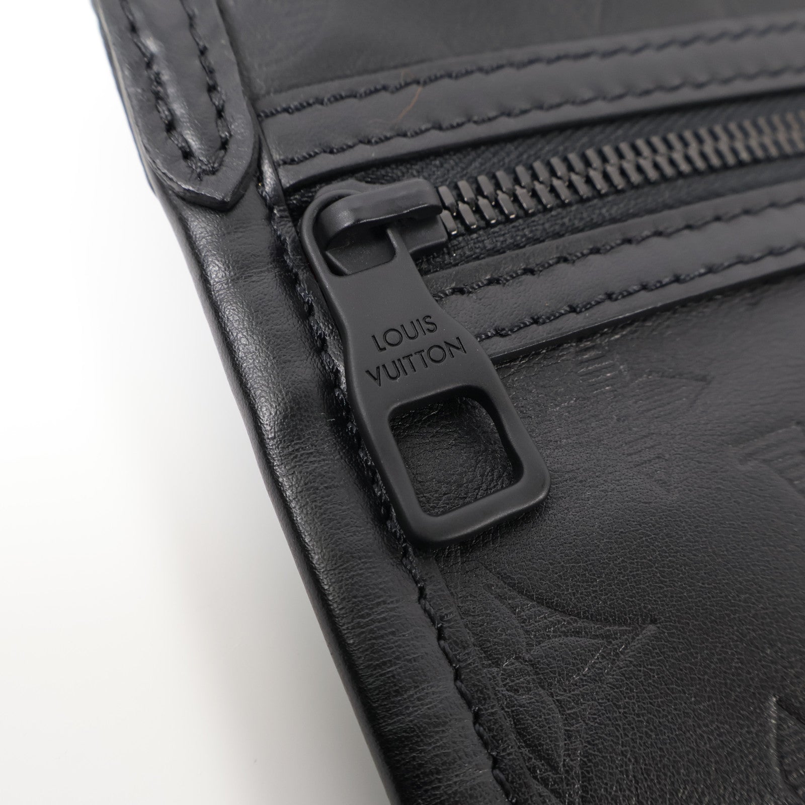 LOUIS VUITTON Monogram Shadow Flat Messenger Bag肩背袋