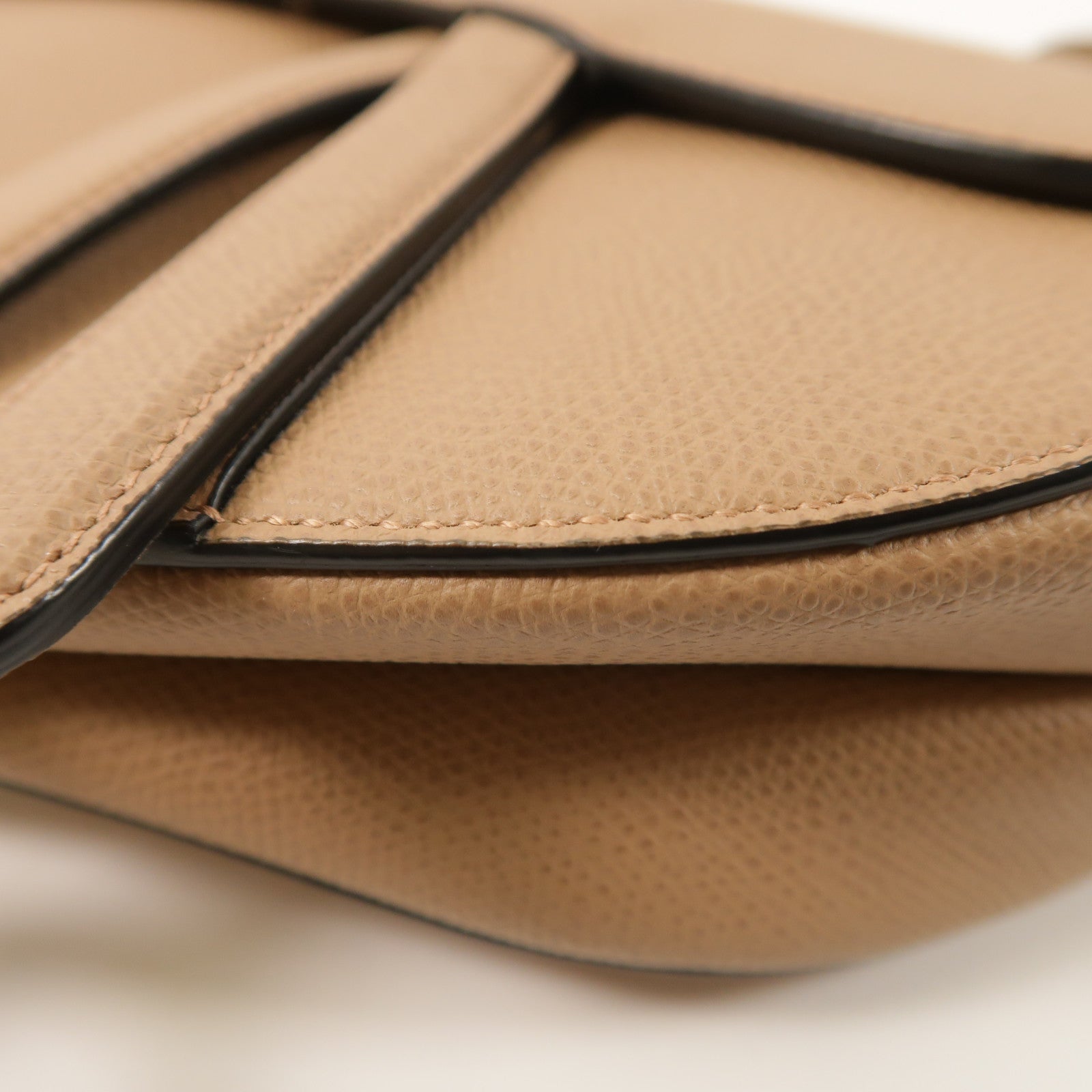 Dior 牛皮皮革Saddle Bag金扣肩背袋