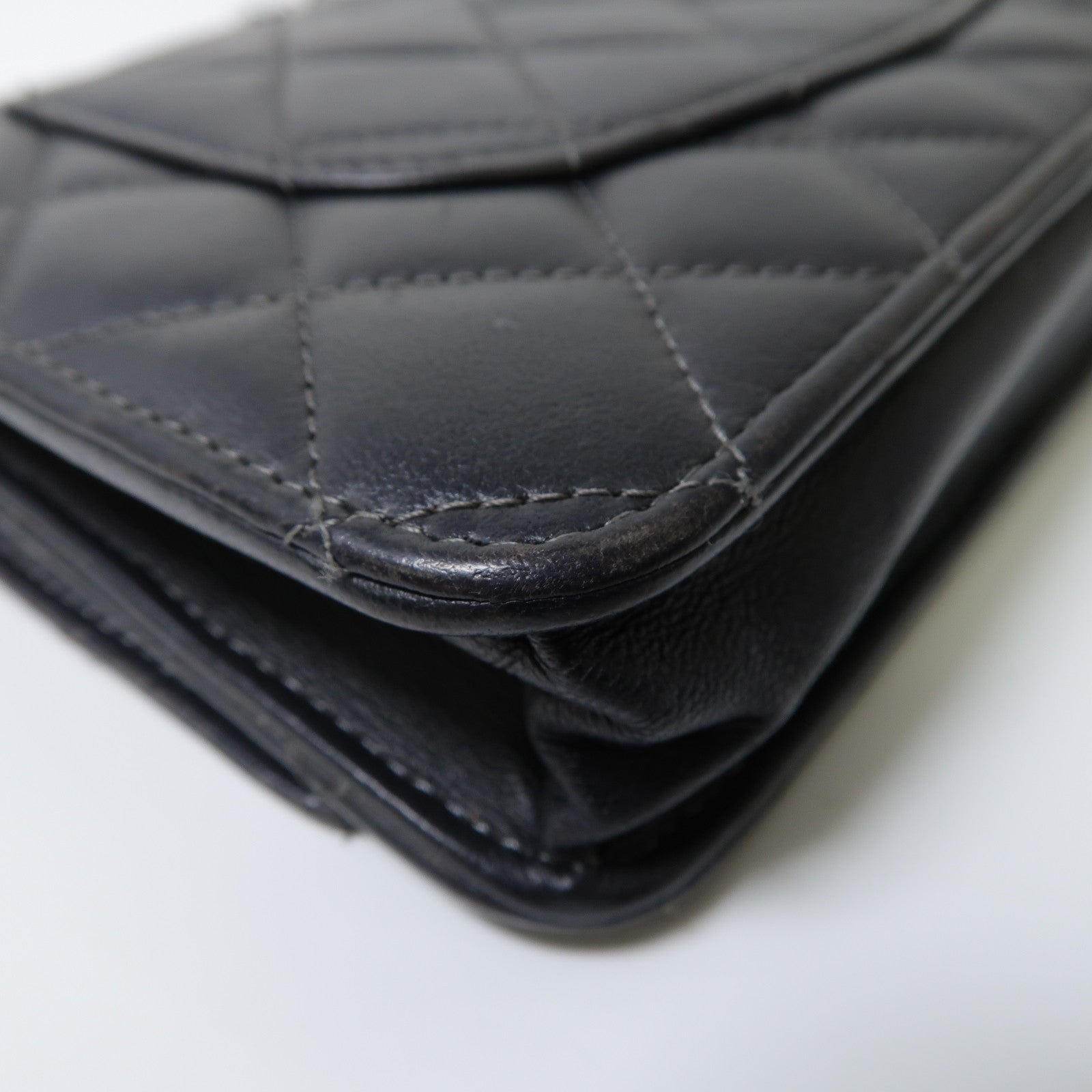 CHANEL 【激減優惠】菱格羊皮皮革Wallet On Chain銀扣鏈帶肩背袋黑色