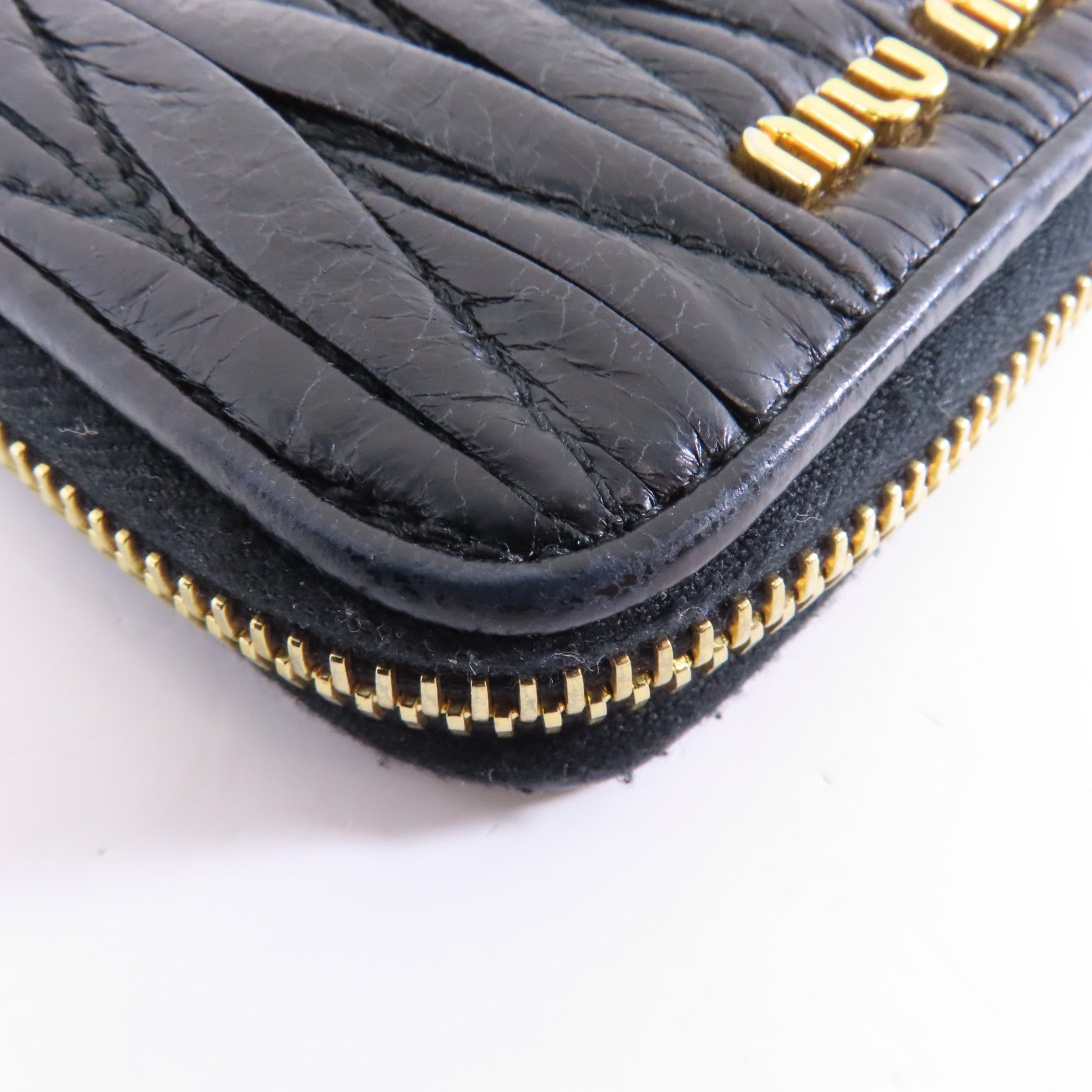 Miu Miu 【激減優惠】羊皮皮革Zipped Wallet金扣錢包黑色