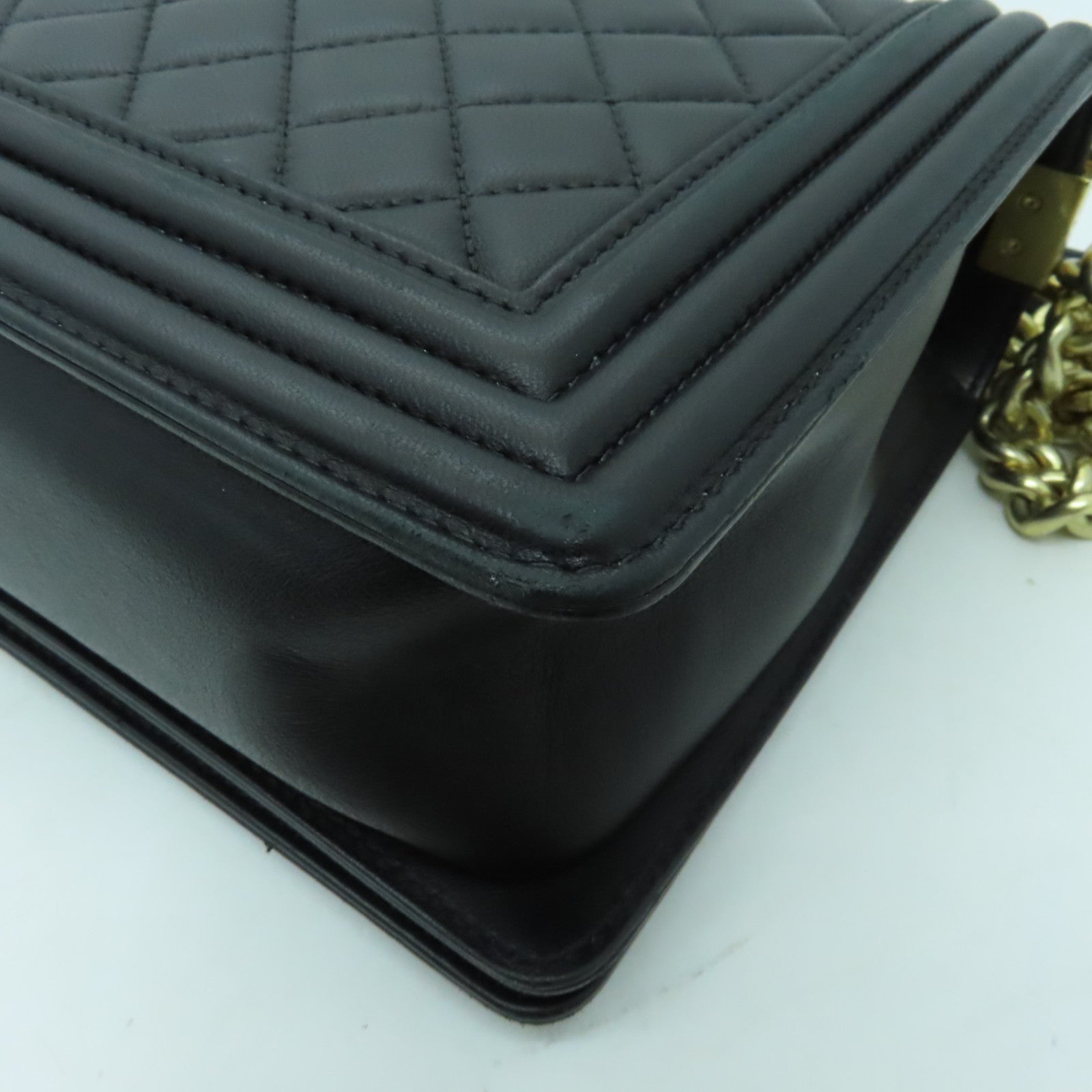 CHANEL 【激減優惠】菱格羊皮皮革Boy Chanel 28金扣鏈帶肩背袋黑色