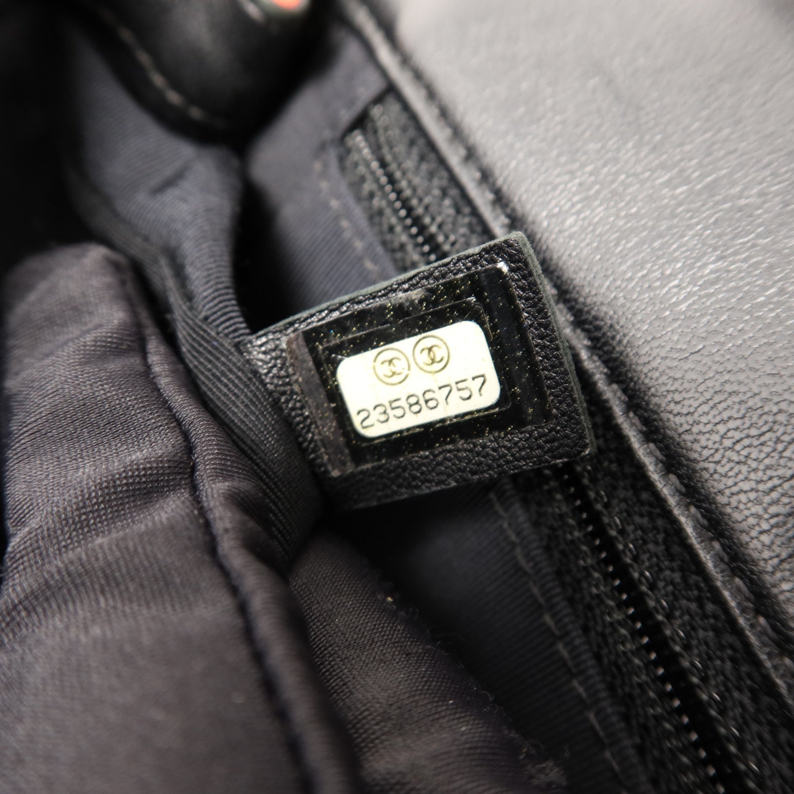 CHANEL 羊皮皮革Chain Shoulder銀扣鏈帶肩背袋