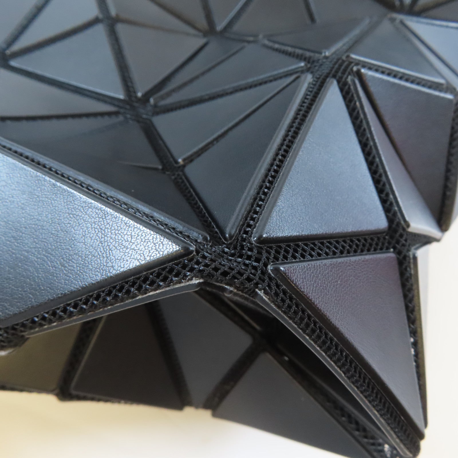ISSEY MIYAKE PVC Shoulder Bag肩背袋黑色