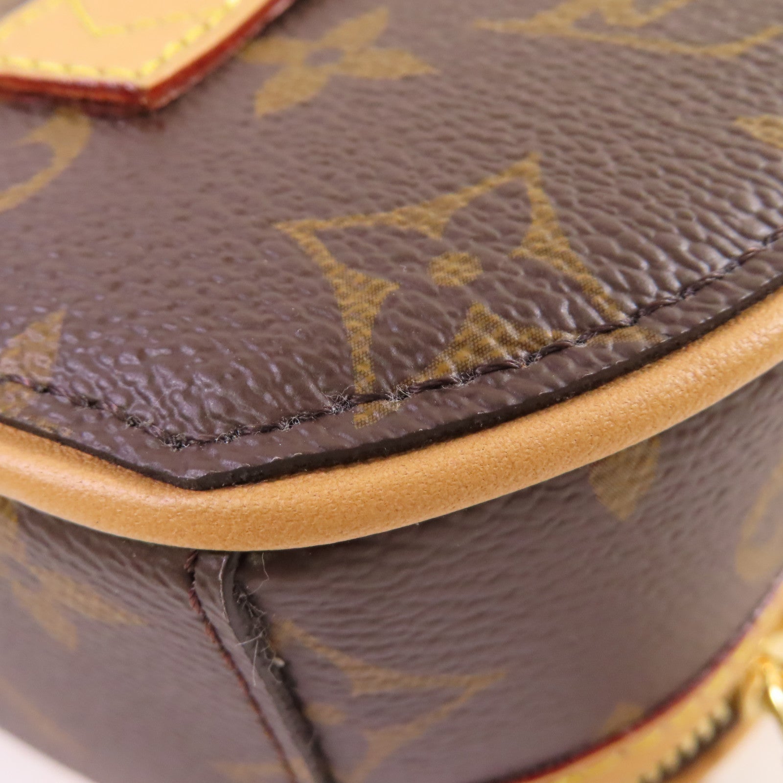 LOUIS VUITTON Monogram Mini Boite Chapeau Shoulder Bag金扣肩背袋啡色