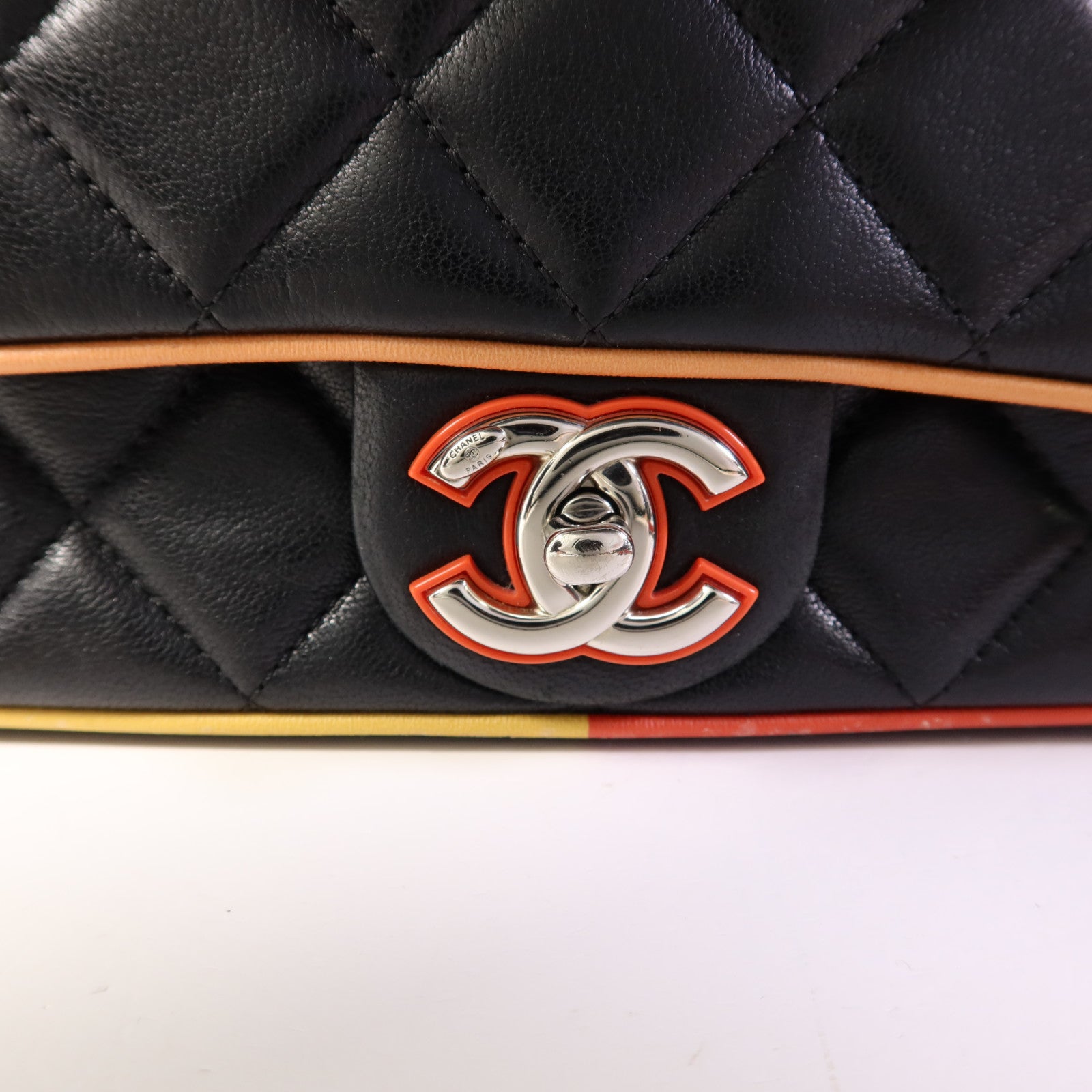 CHANEL 羊皮皮革Chain Shoulder銀扣鏈帶肩背袋