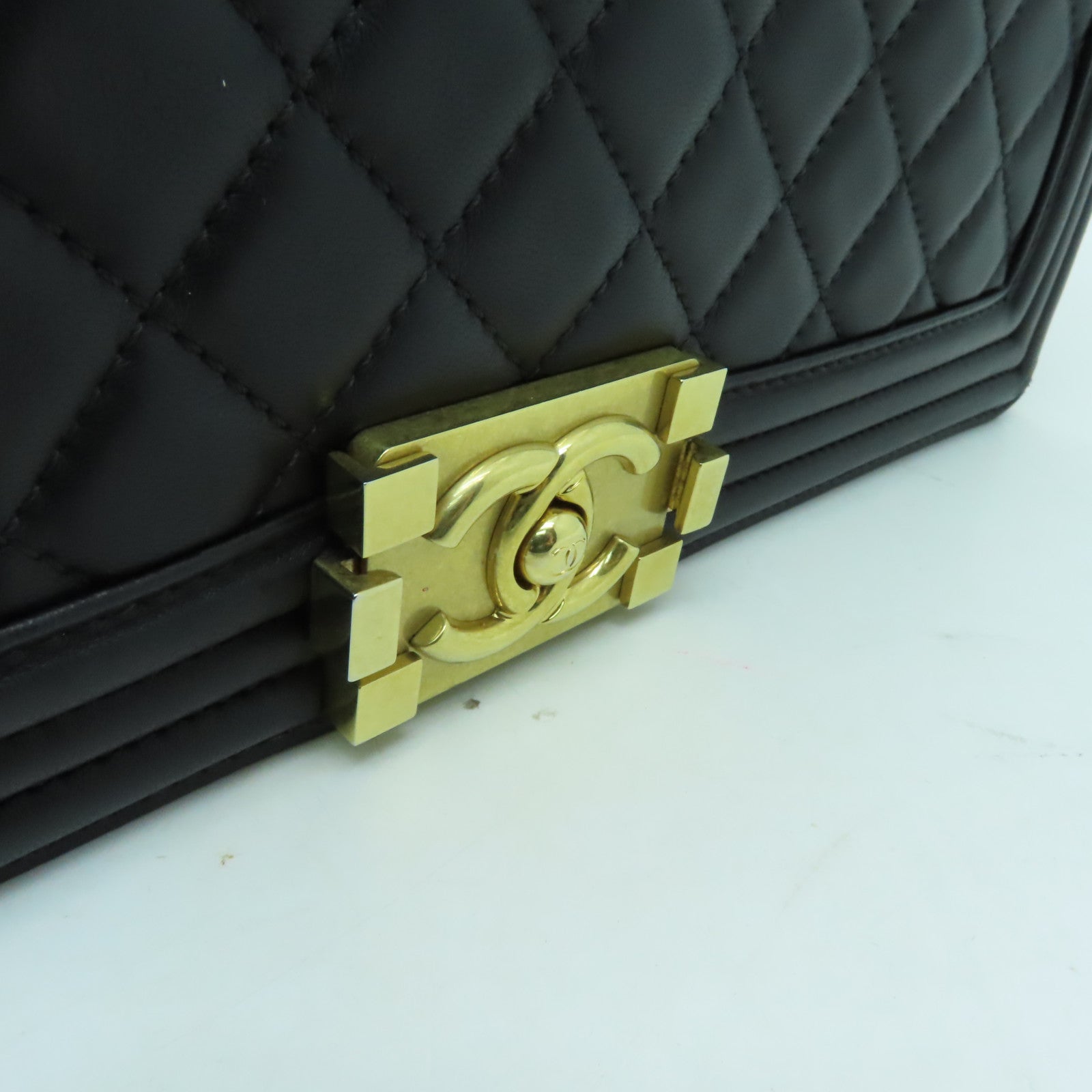 CHANEL 【激減優惠】菱格羊皮皮革Boy Chanel 28金扣鏈帶肩背袋黑色