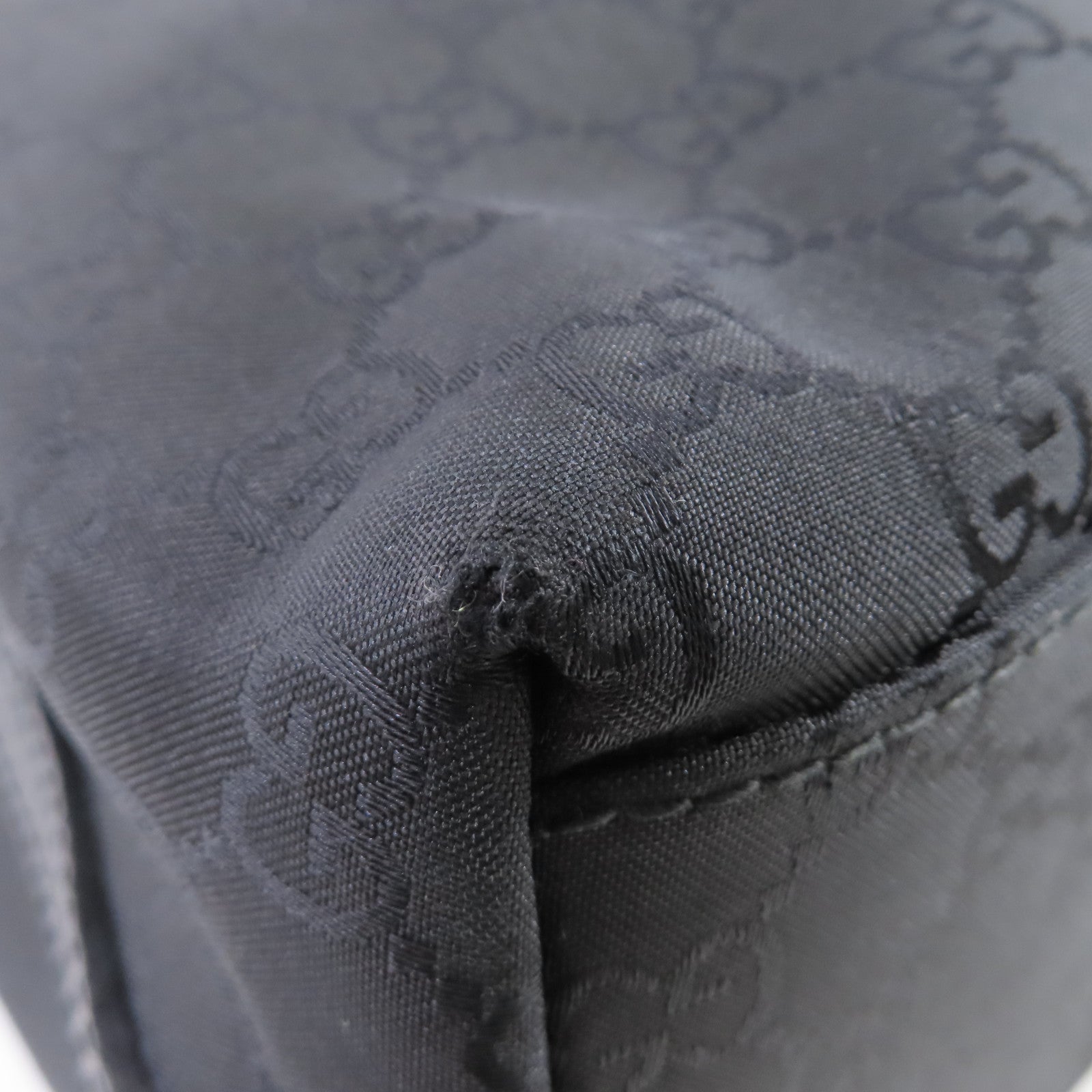 GUCCI 塗層帆布Tote Bag銀扣肩背袋黑色