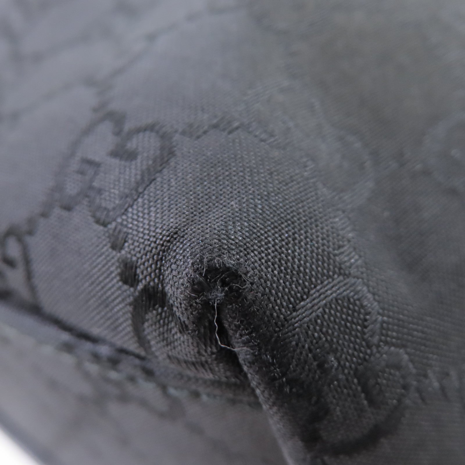 GUCCI 塗層帆布Tote Bag銀扣肩背袋黑色