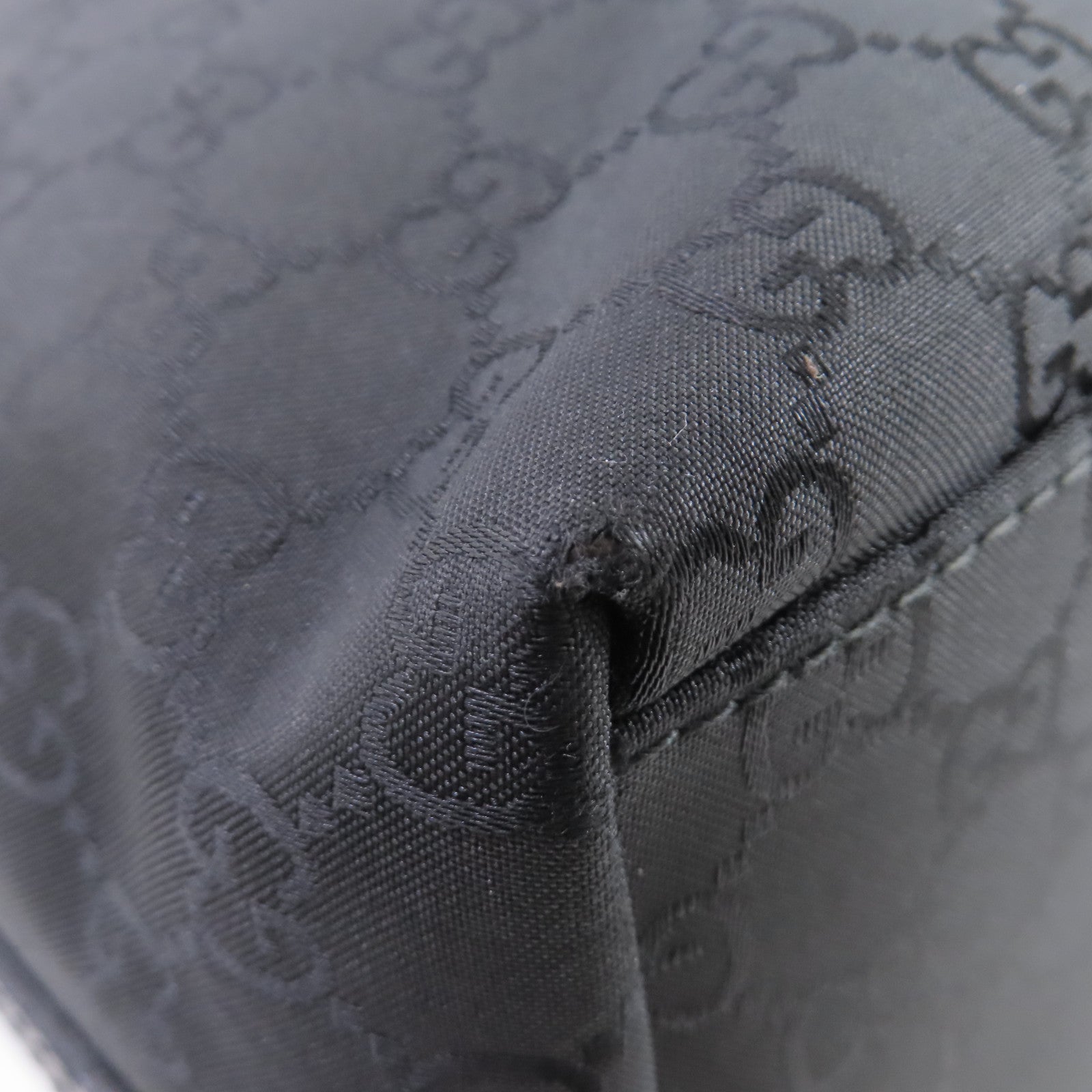 GUCCI 塗層帆布Tote Bag銀扣肩背袋黑色