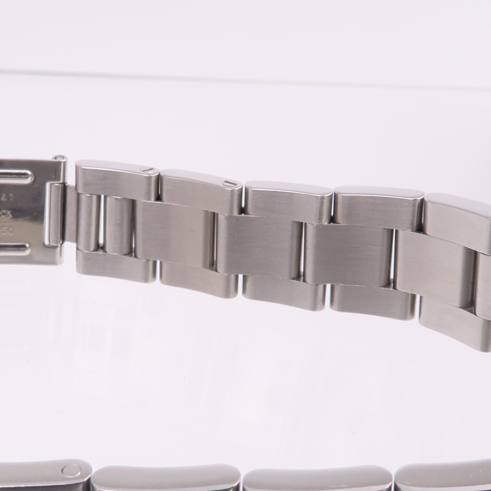 ROLEX Oyster Perpetual 67480