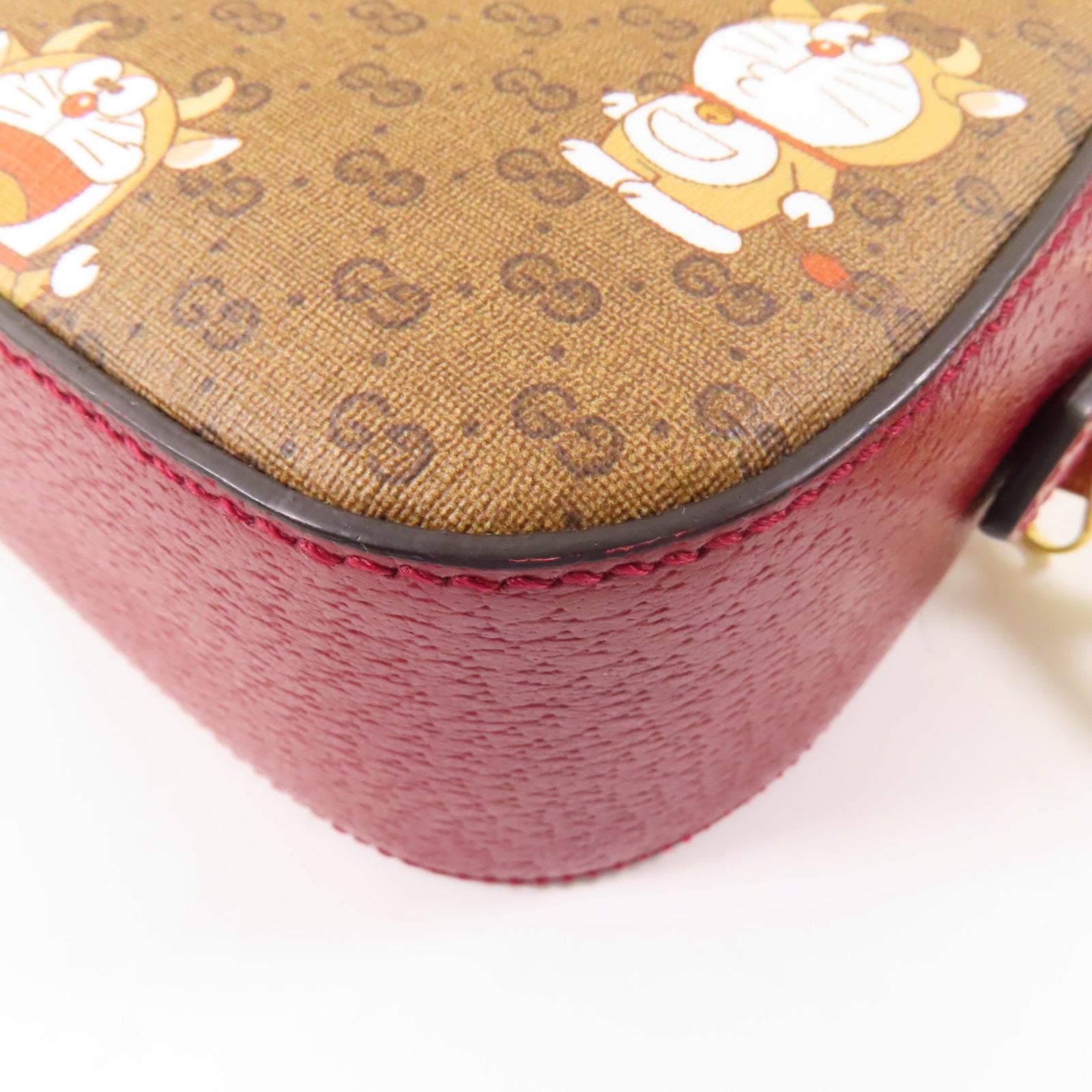 GUCCI 塗層帆布GG Supreme金扣肩背袋