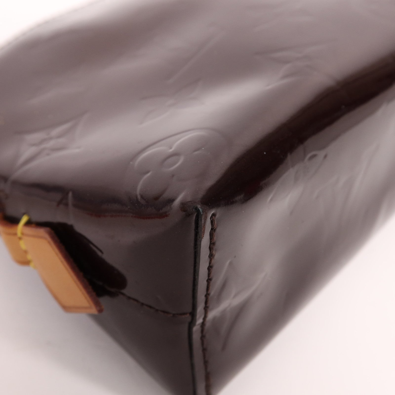 LOUIS VUITTON Monogram Vernis Cosmetic Pouch金扣手拿包