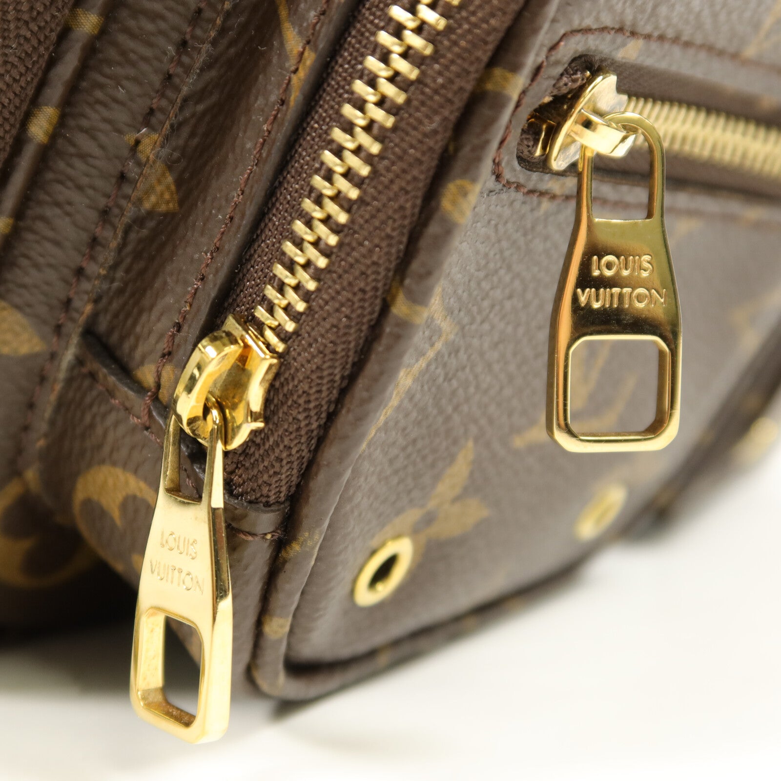 LOUIS VUITTON Monogram Utility手挽肩背兩用袋