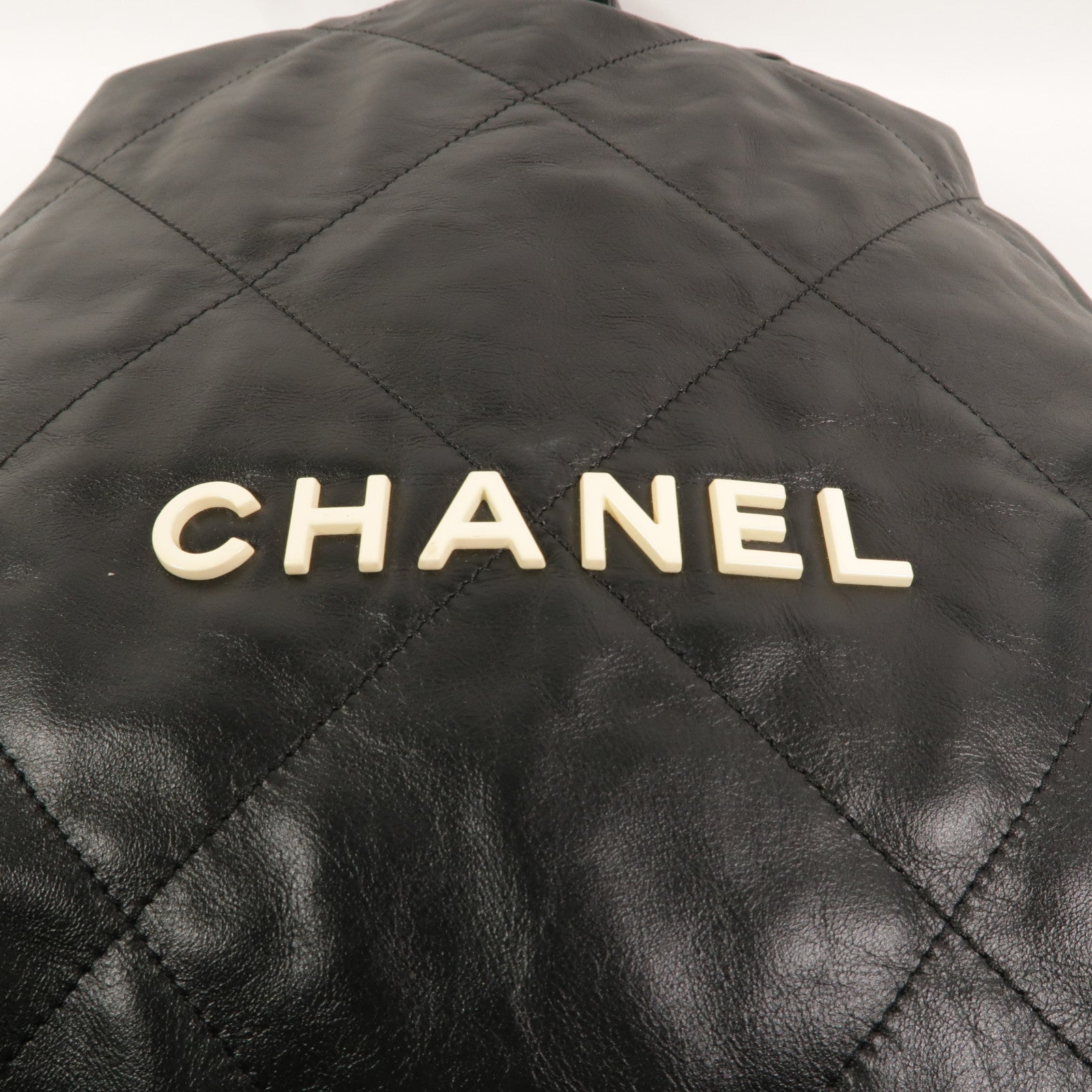 CHANEL 牛皮皮革Chanel 22 Backpack背包
