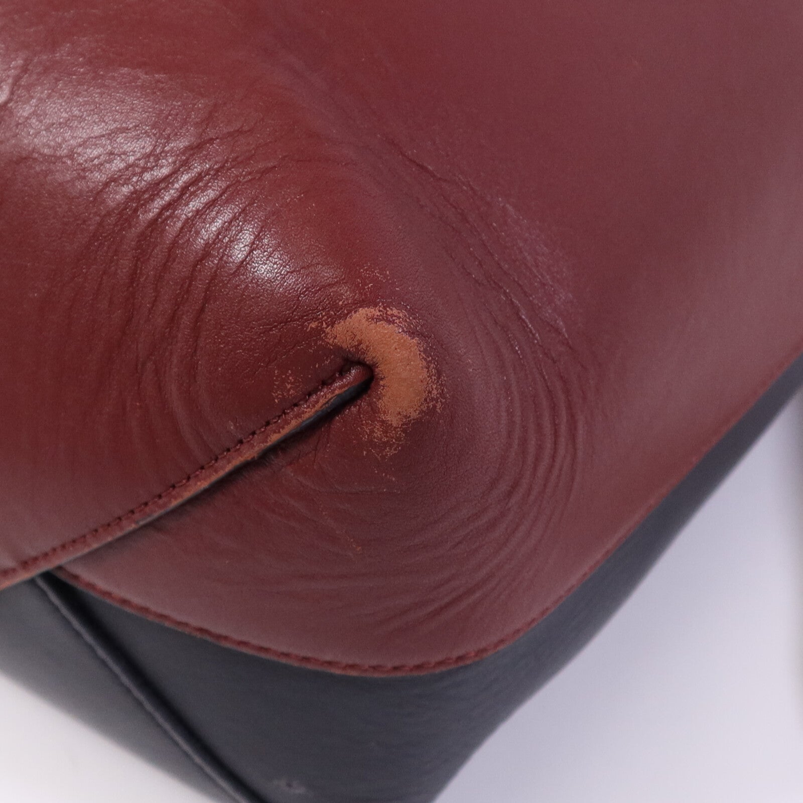 CELINE 牛皮皮革Twisted Cabas金扣肩背袋