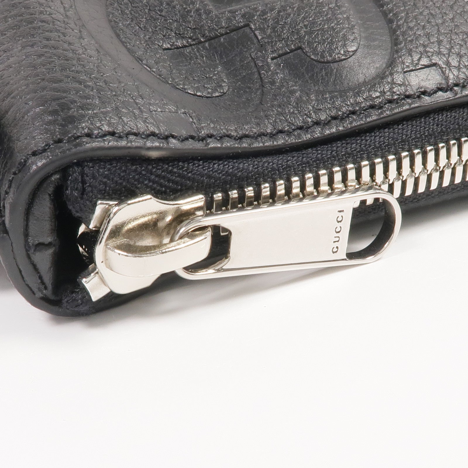 GUCCI 牛皮皮革GG Jumbo Medium Crossbody Bag銀扣肩背袋