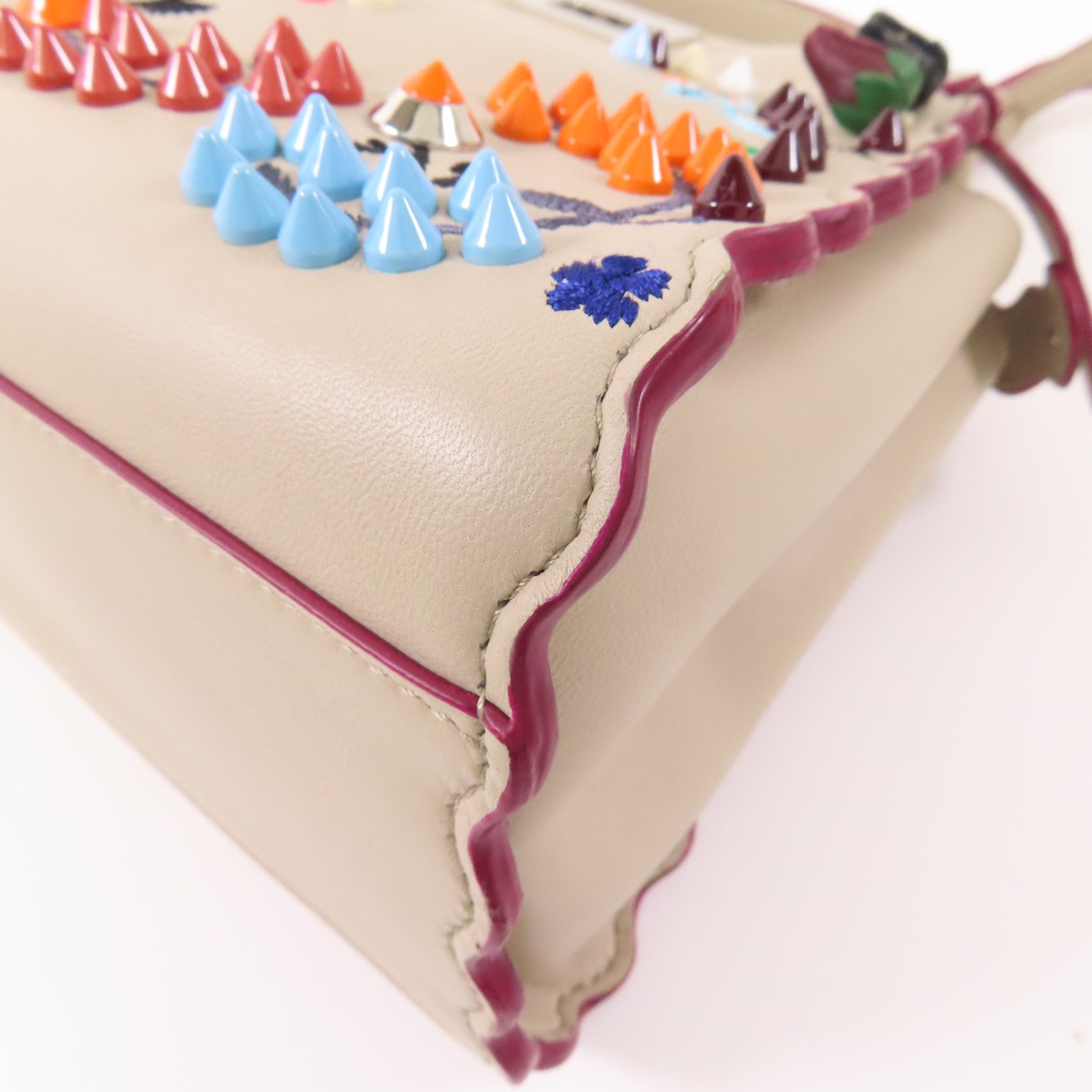 FENDI 皮革Peekaboo銀扣手挽肩背兩用袋