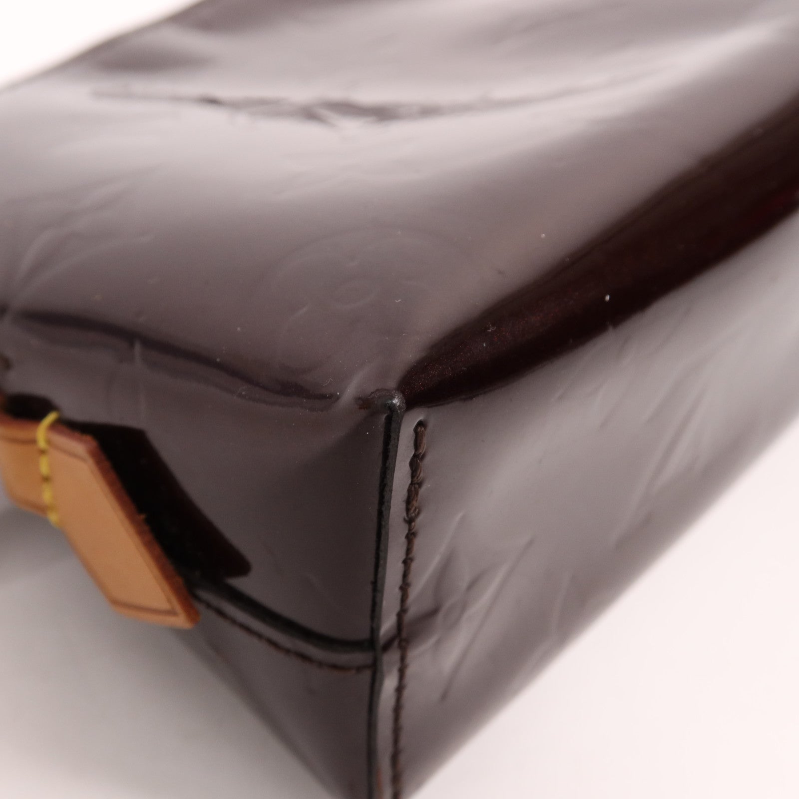 LOUIS VUITTON Monogram Vernis Cosmetic Pouch金扣手拿包