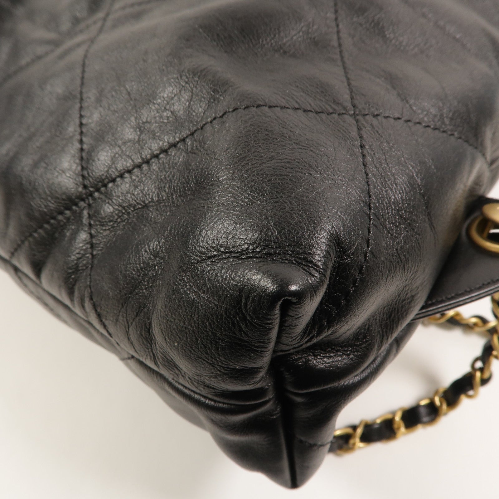 CHANEL 牛皮皮革Chanel 22 Backpack背包