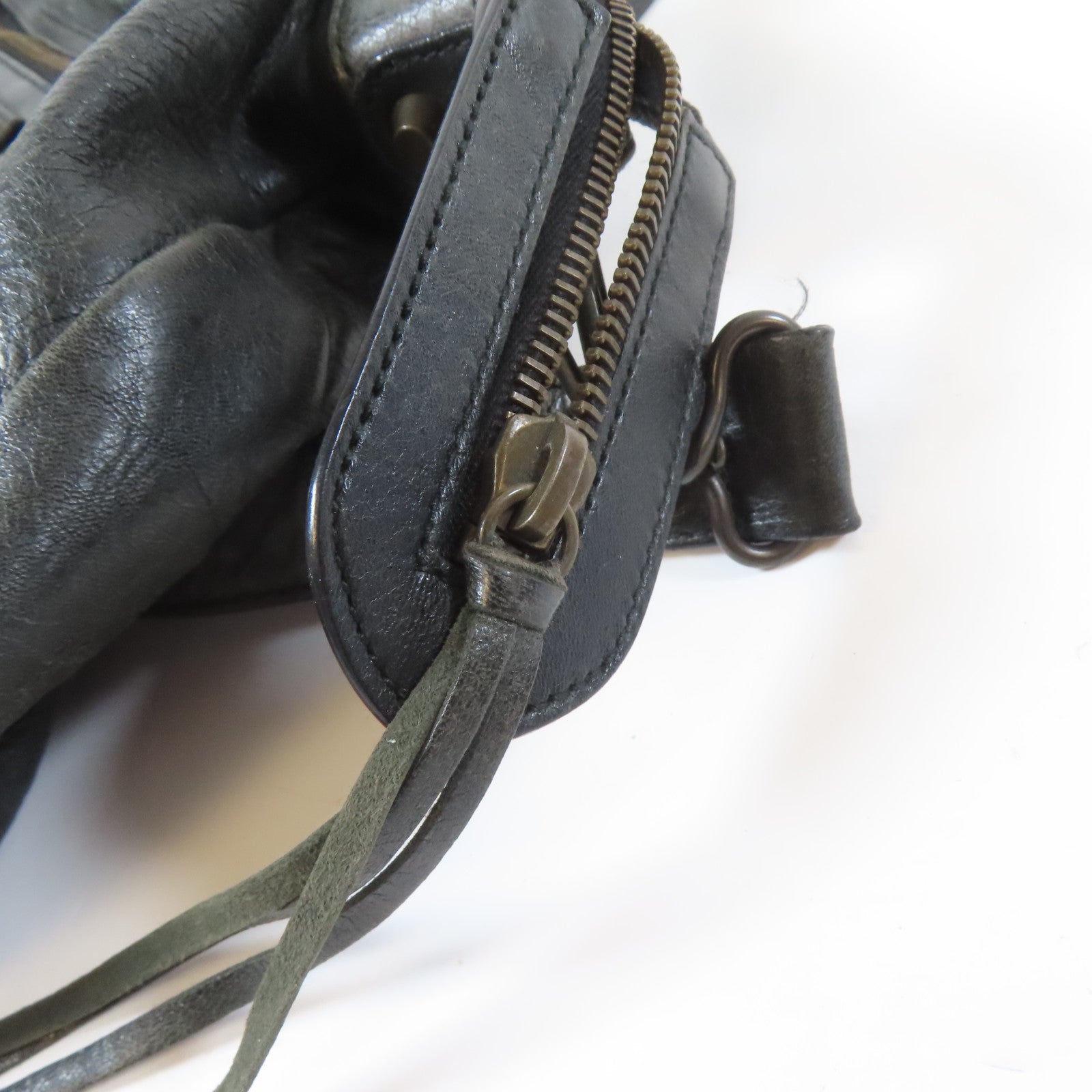 BALENCIAGA 牛皮皮革2 Way Shoulder Bag金扣手挽肩背兩用袋黑色