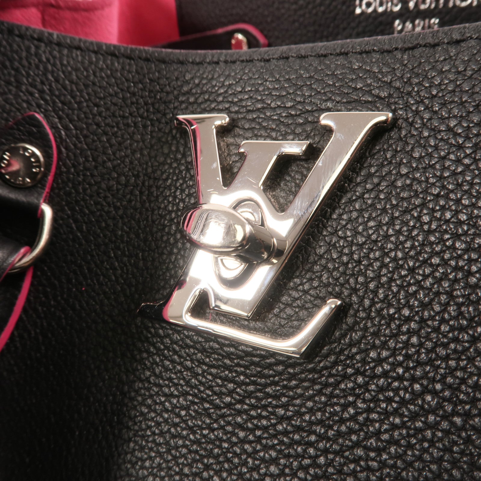 LOUIS VUITTON 牛皮皮革Lockme Bucket銀扣肩背袋