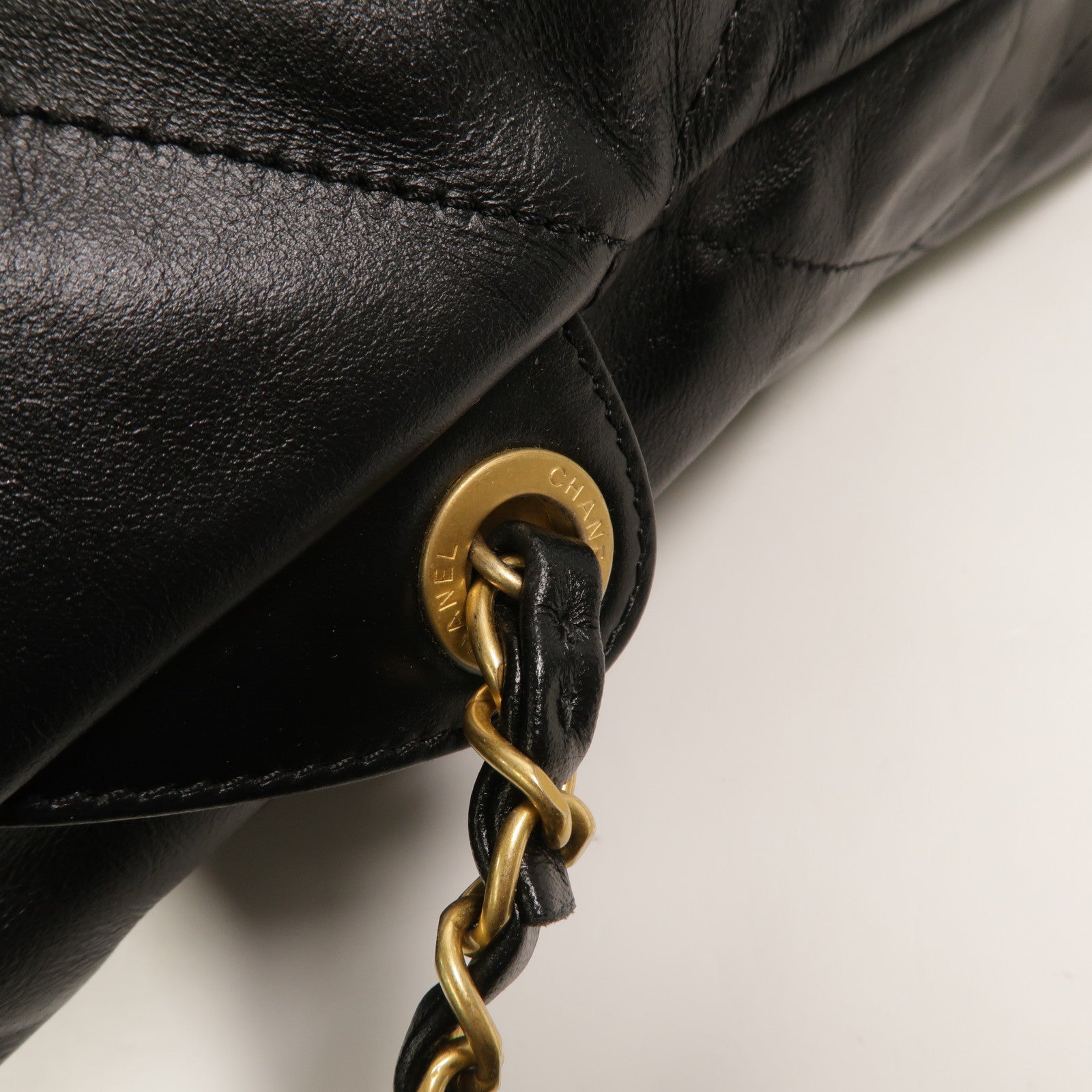 CHANEL 牛皮皮革Chanel 22 Backpack背包