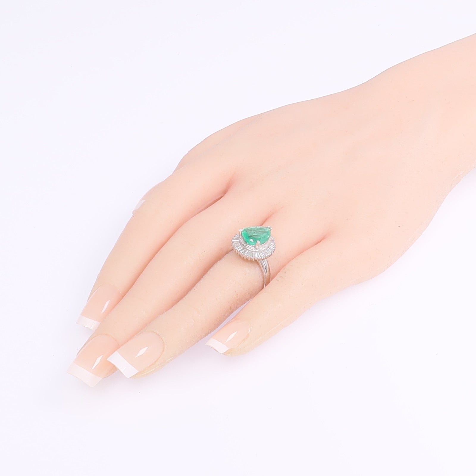 JEWELRY 【激減優惠】PT900鉑金Emerald Diamond Ring綠寶石/鑽石戒指US#6