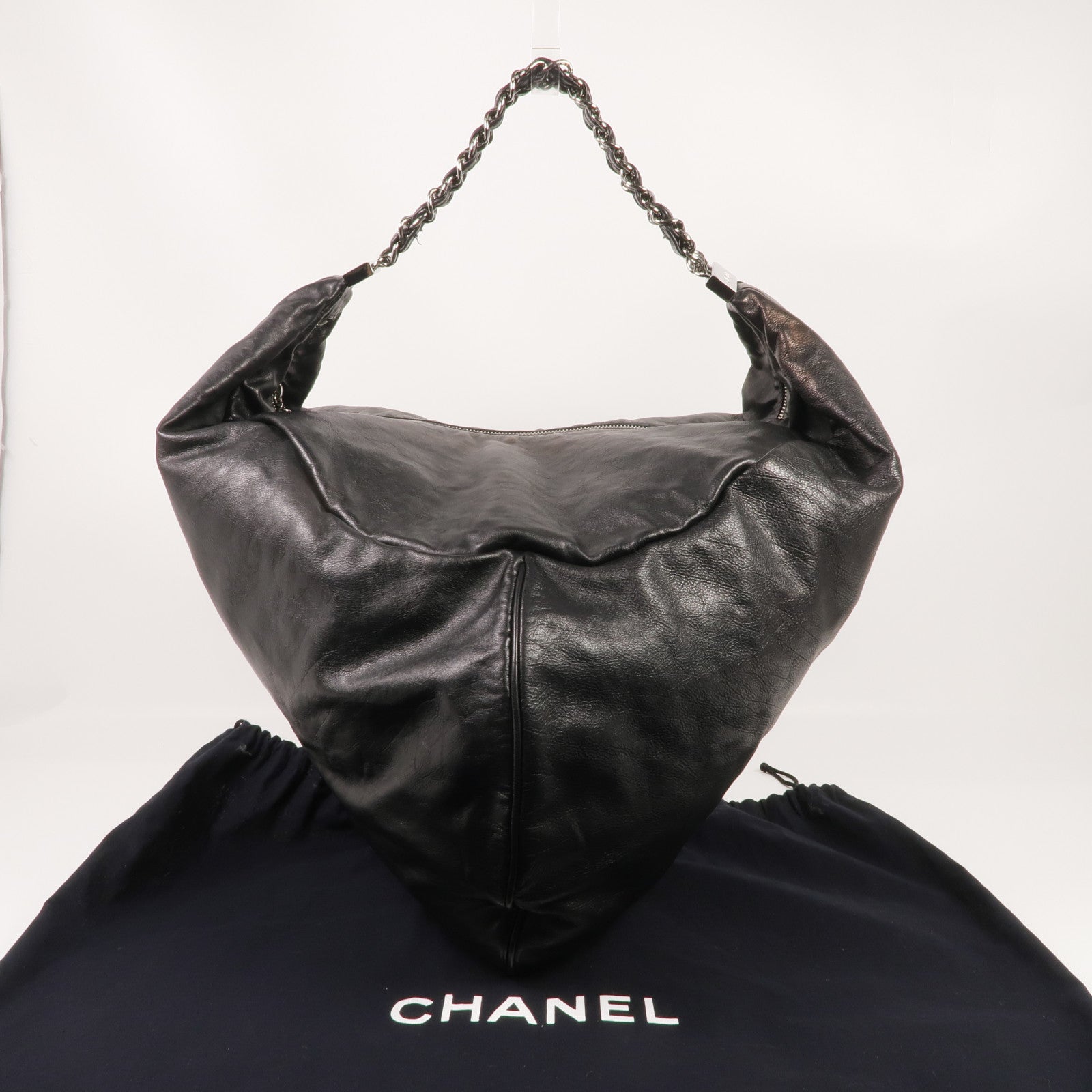 CHANEL 牛皮皮革Shoulder Bag銀扣肩背袋