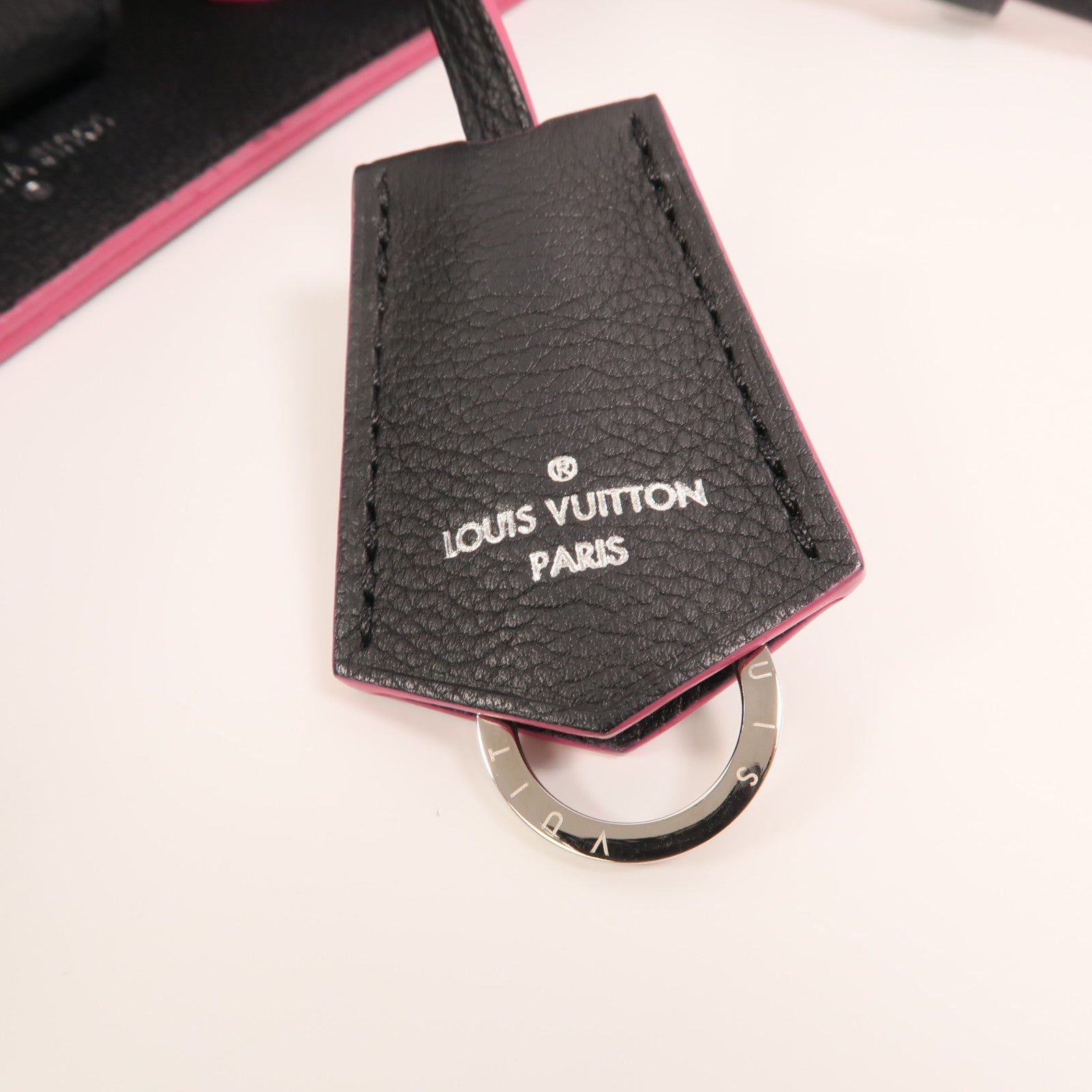 LOUIS VUITTON 牛皮皮革Lockme Bucket銀扣肩背袋