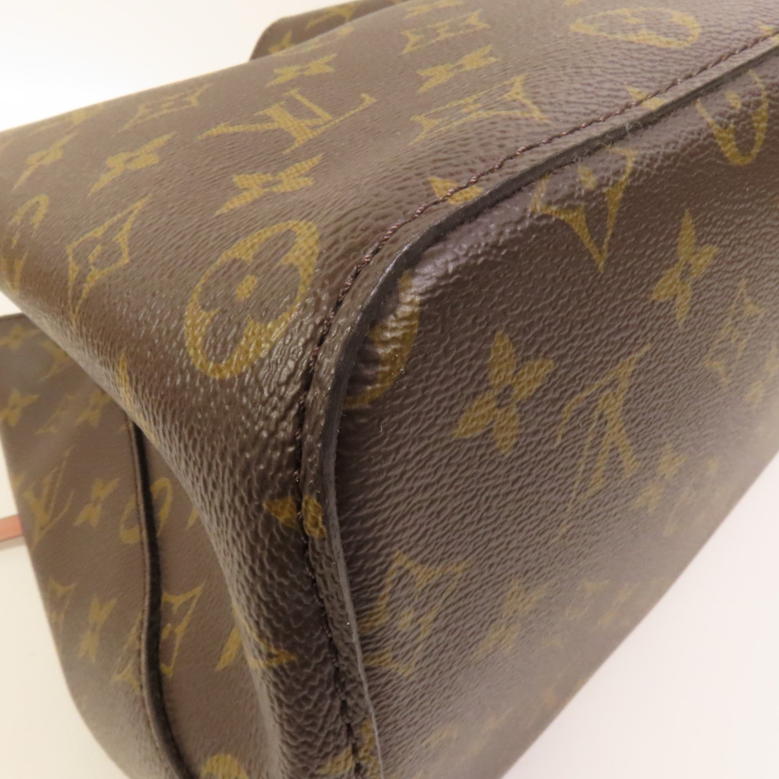 LOUIS VUITTON Monogram Empreinte NeoNoe MM金扣肩背袋